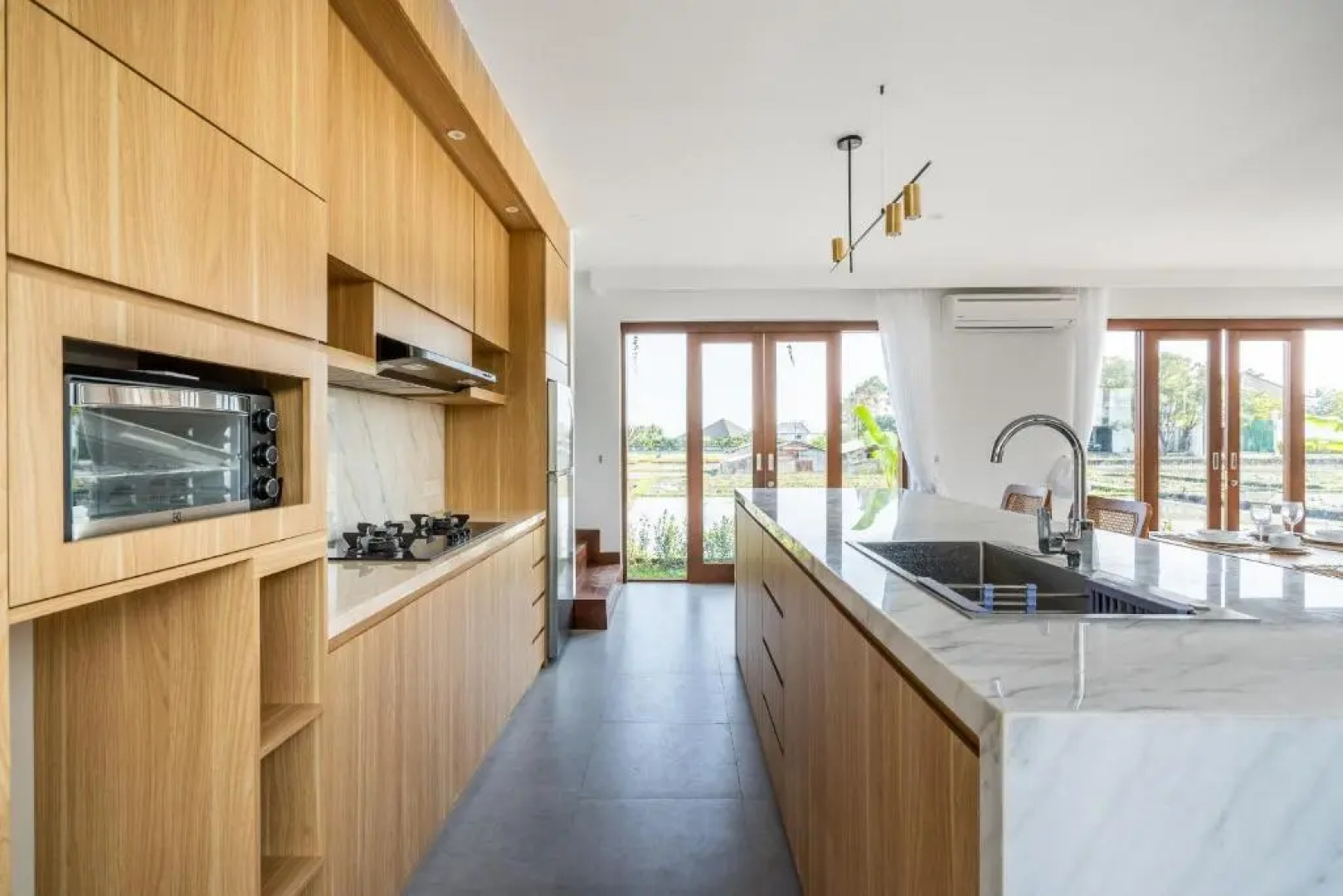 Om Cemagi Beach Villa