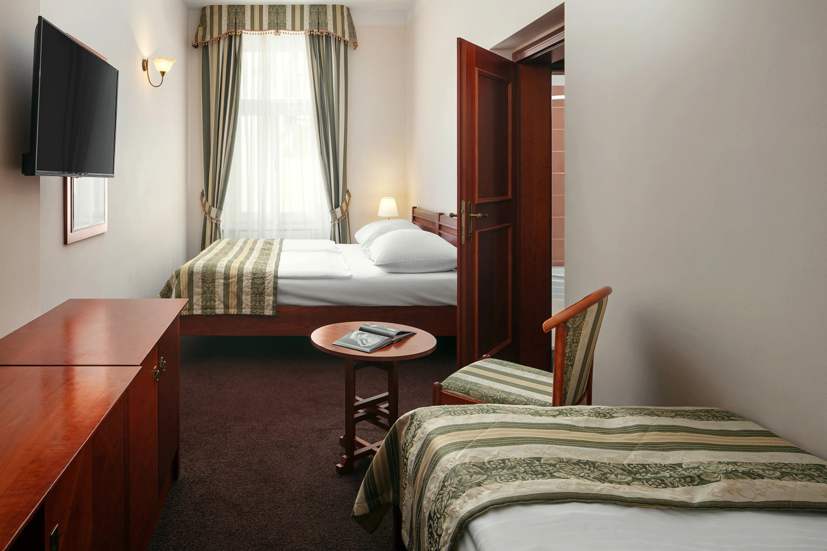 Amigo City Centre Hotel