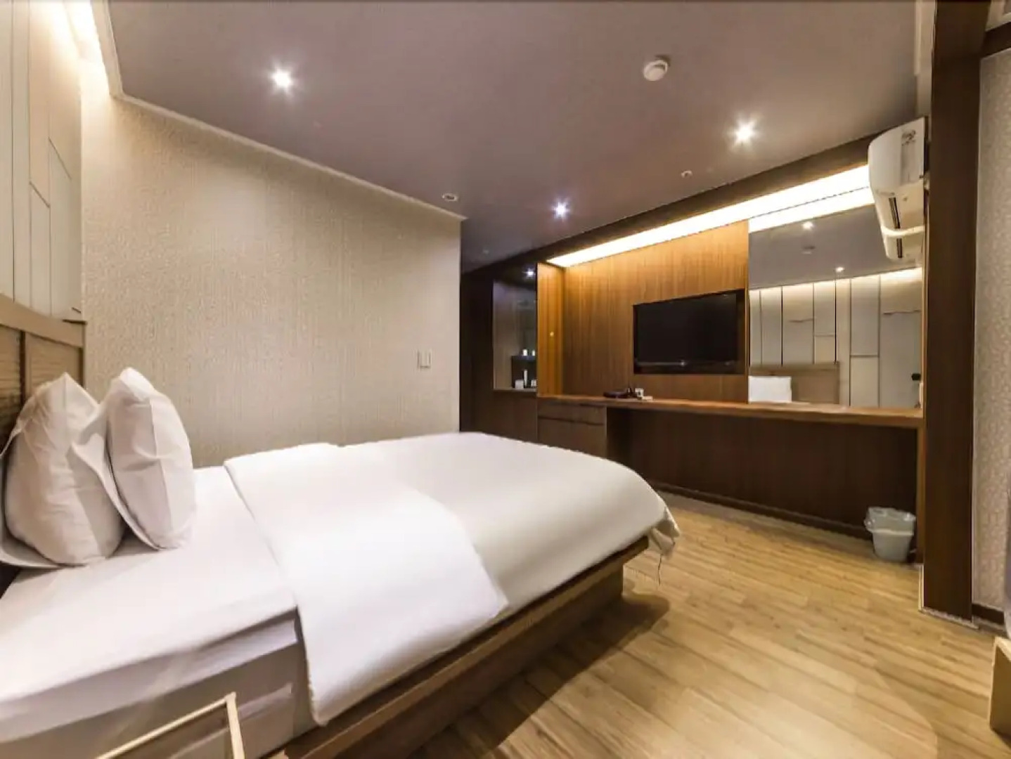 PyeongTaek Port Co'op Stay