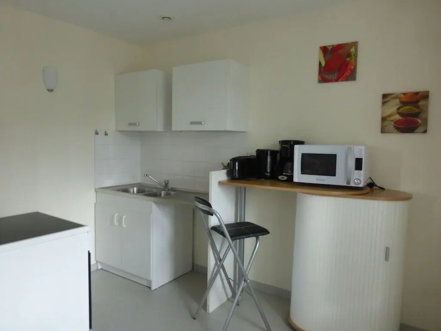 Holiday accommodation, near the beach, Ploulec'h (2nd floor, 1 bedroom)