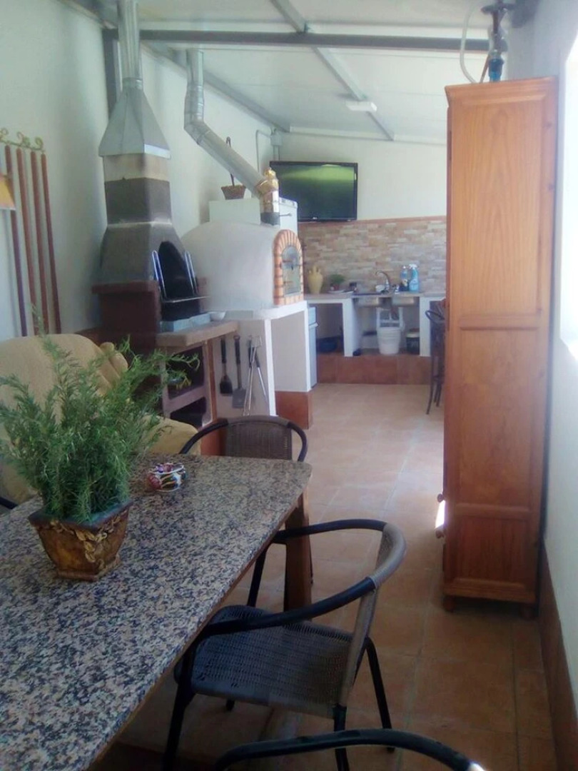 House With 4 Bedrooms in Montilla córdoba, With Wonderful Mountain View, Shared Pool, Enclosed Garden Near the Beach