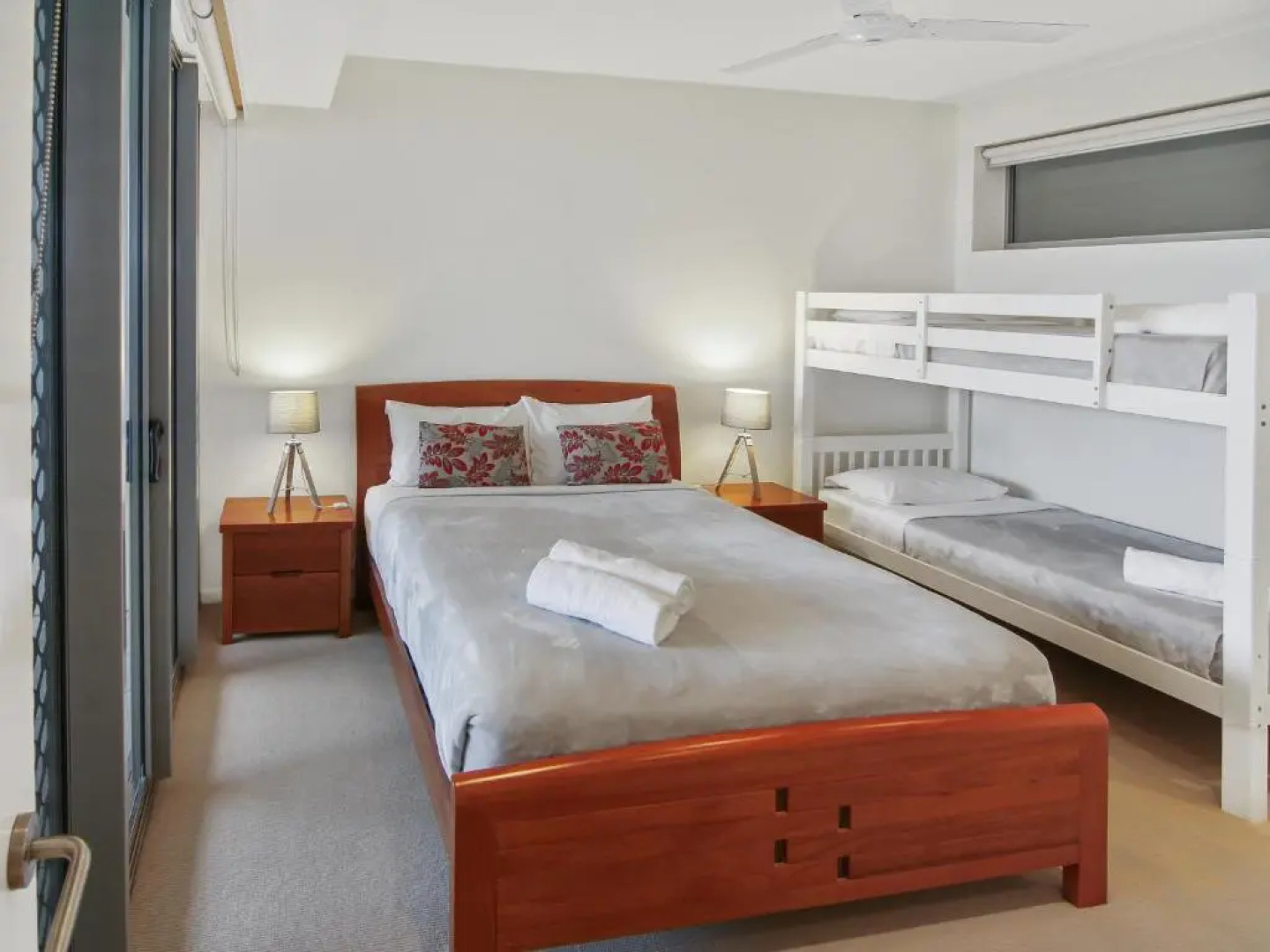 Space Holiday Apartments