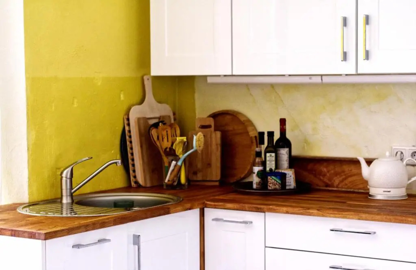 Souterrainwohnung mit großem Garten und Sauna