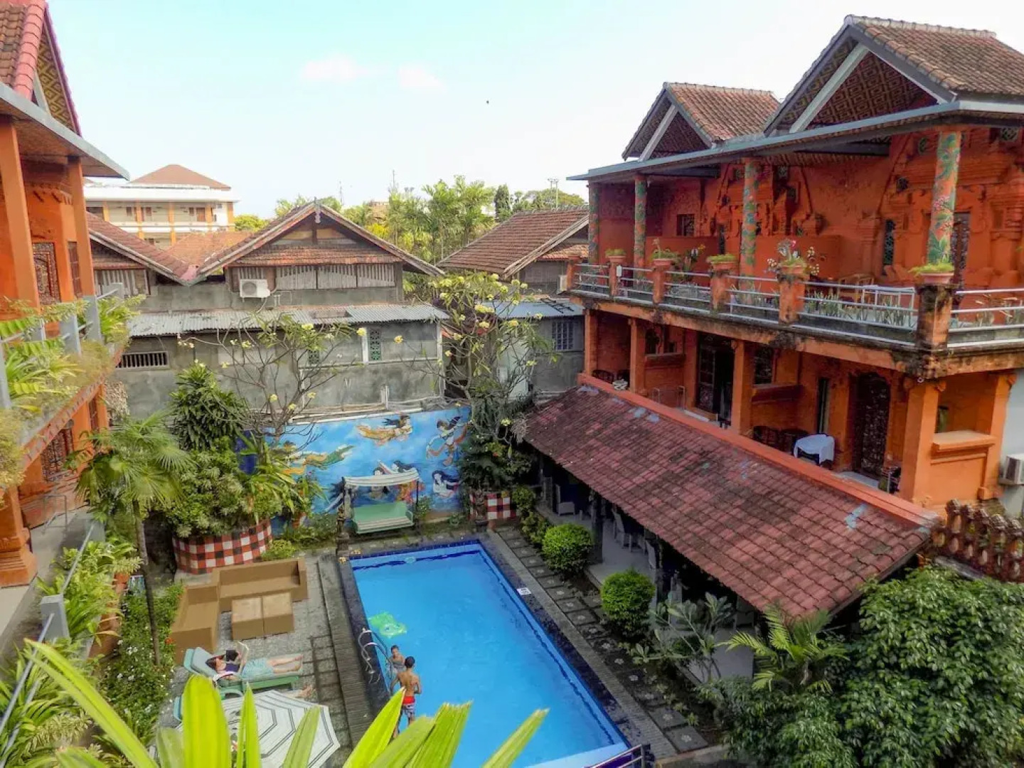 Hotel Lumbung Sari Legian