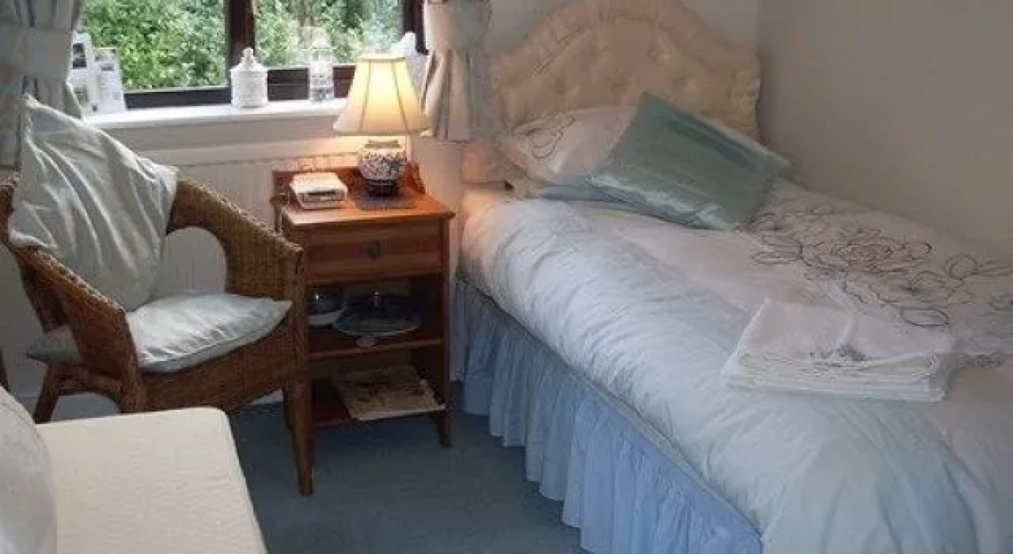 Woods End Bed  Breakfast