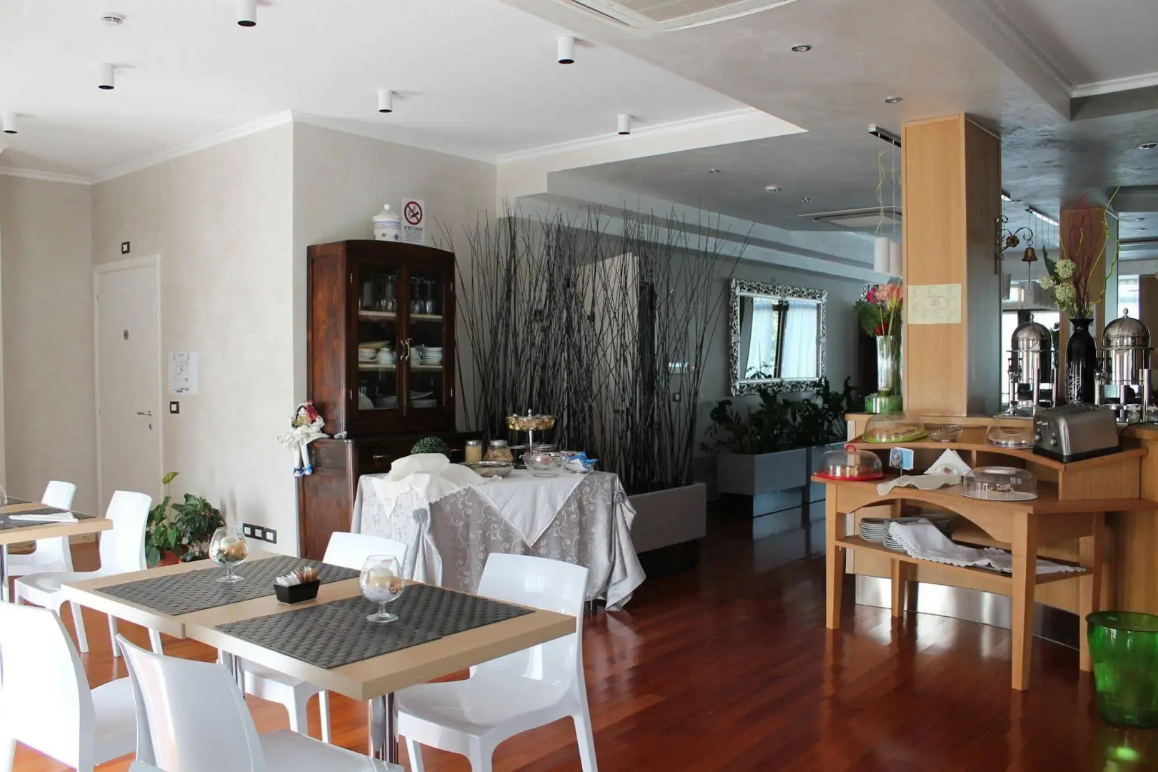 Halanus Hotel And Resort