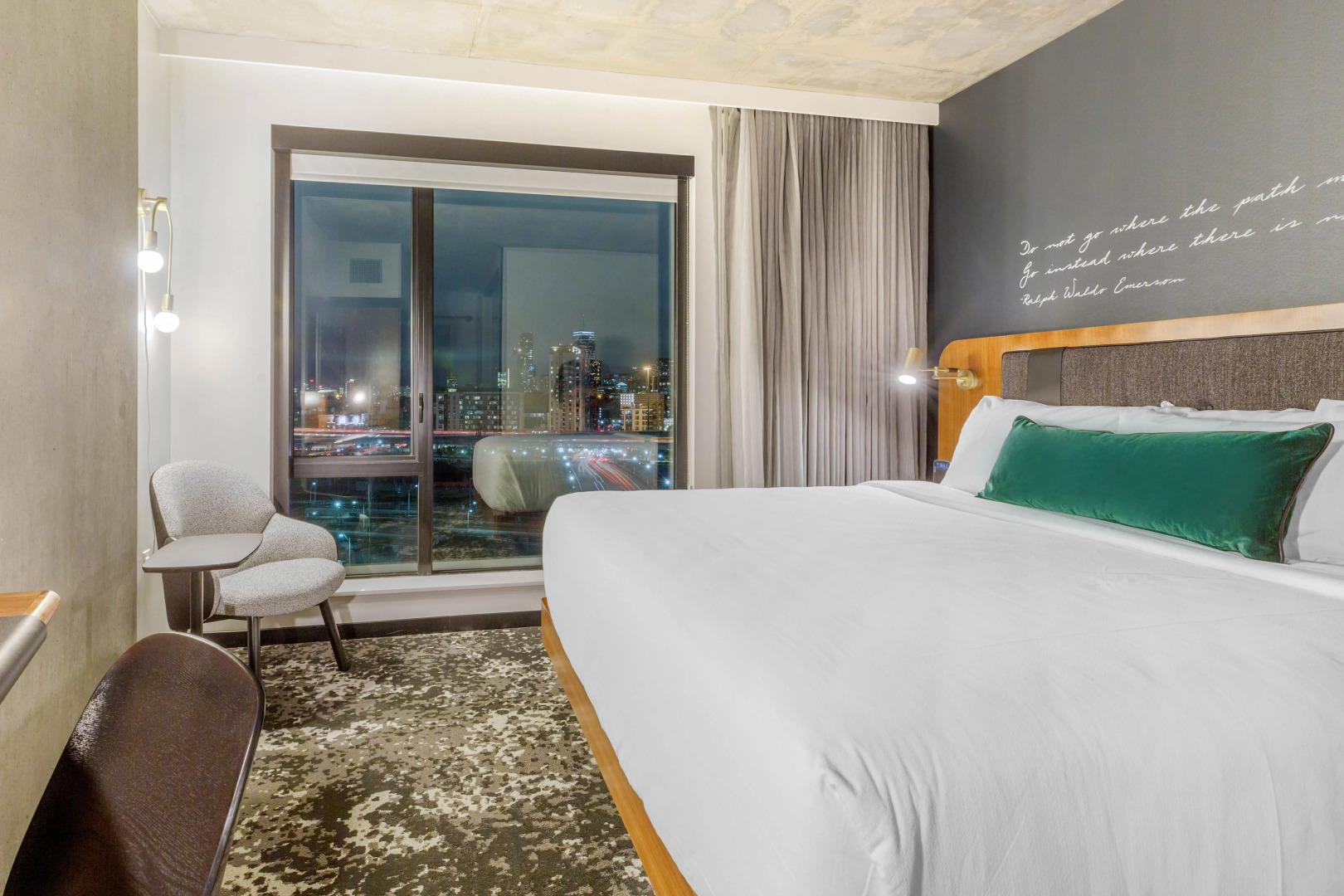 Cambria Hotel Boston Downtown - Seaport