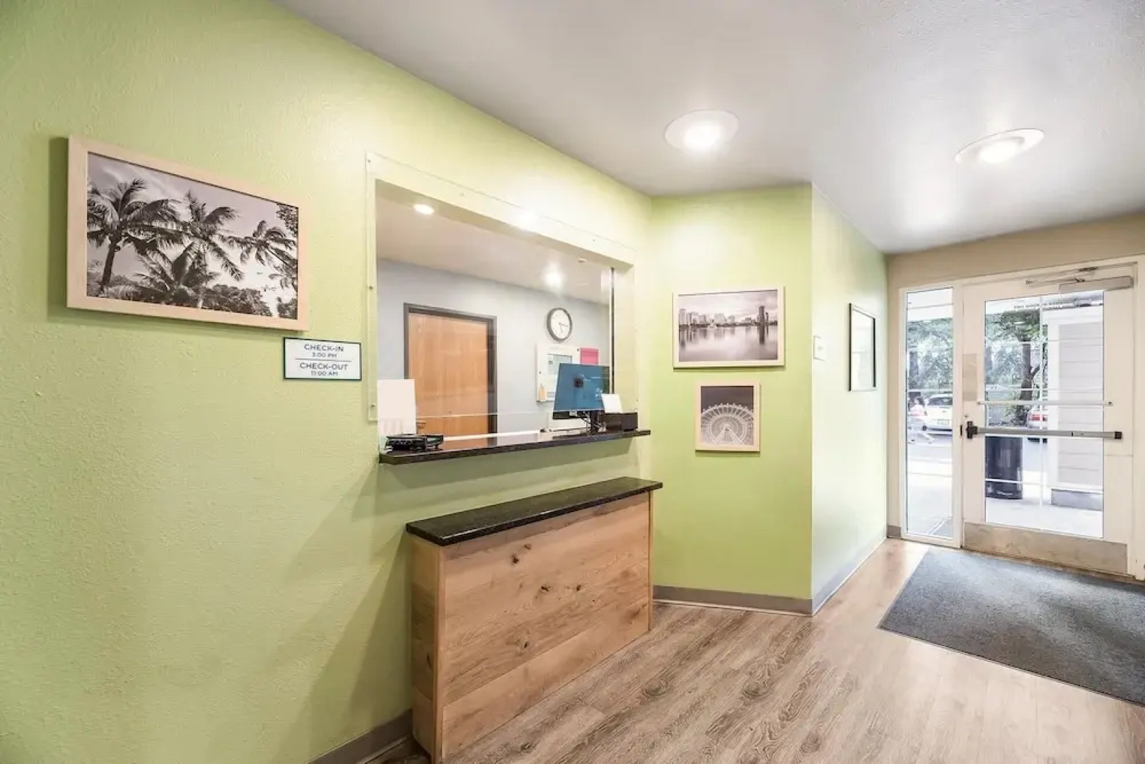 Value Place Ocala, FL (Silver Springs)