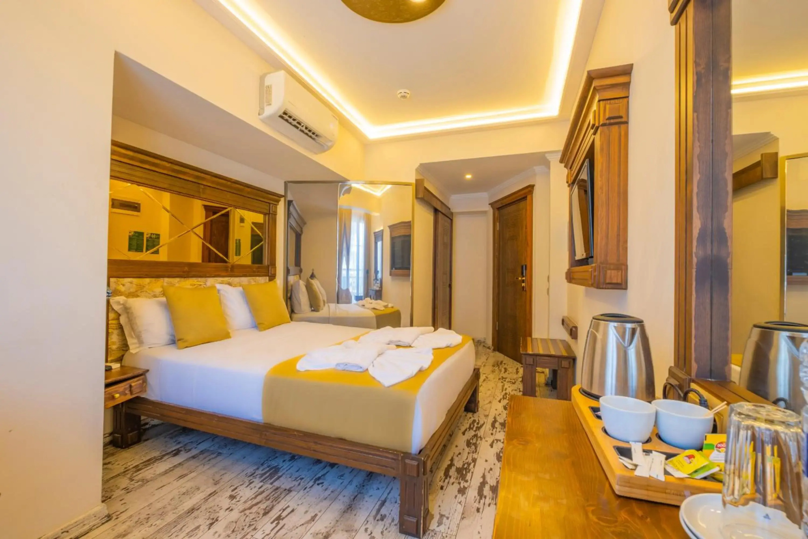 Reis Royal Hotel