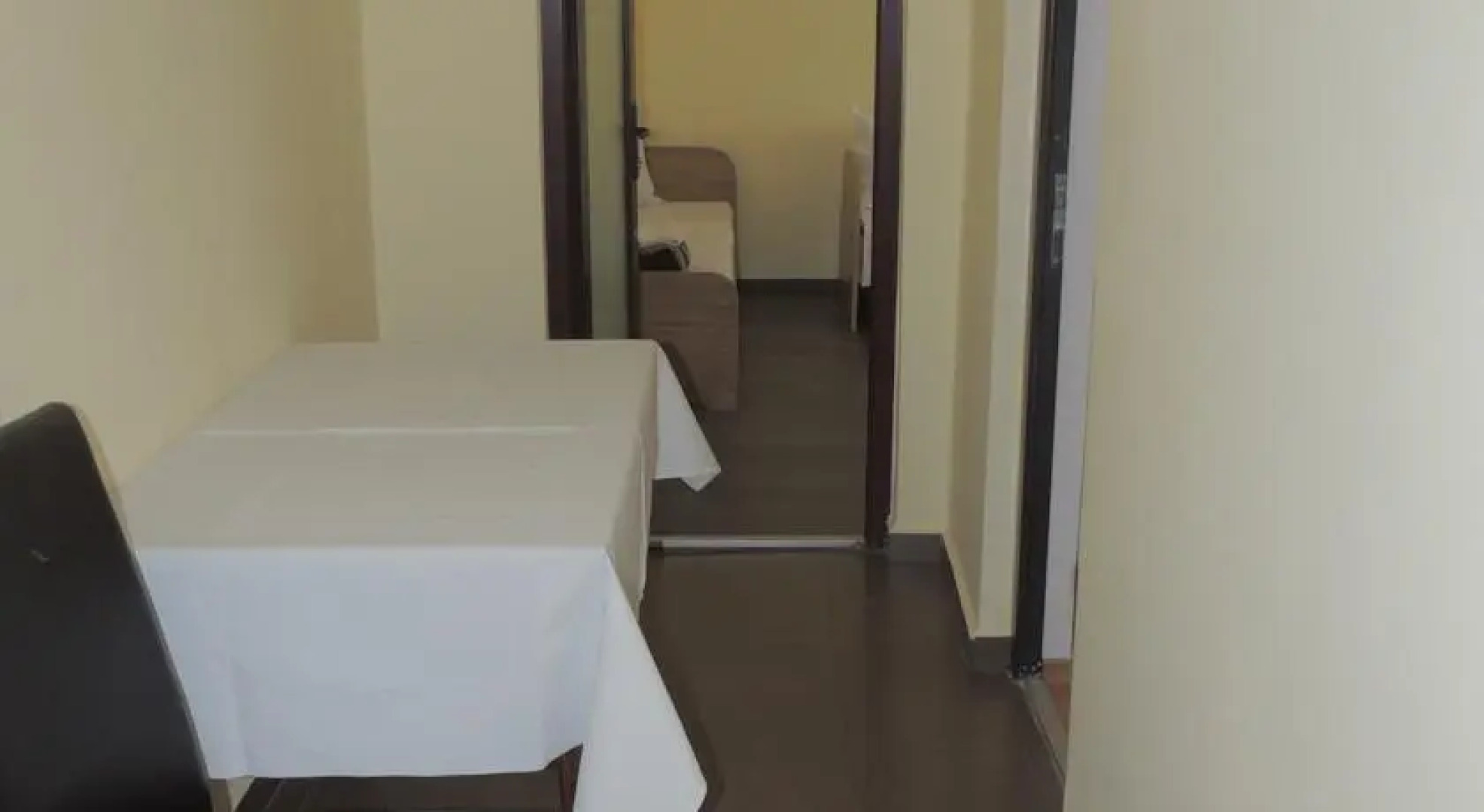 Complex Pibunni Garboavele