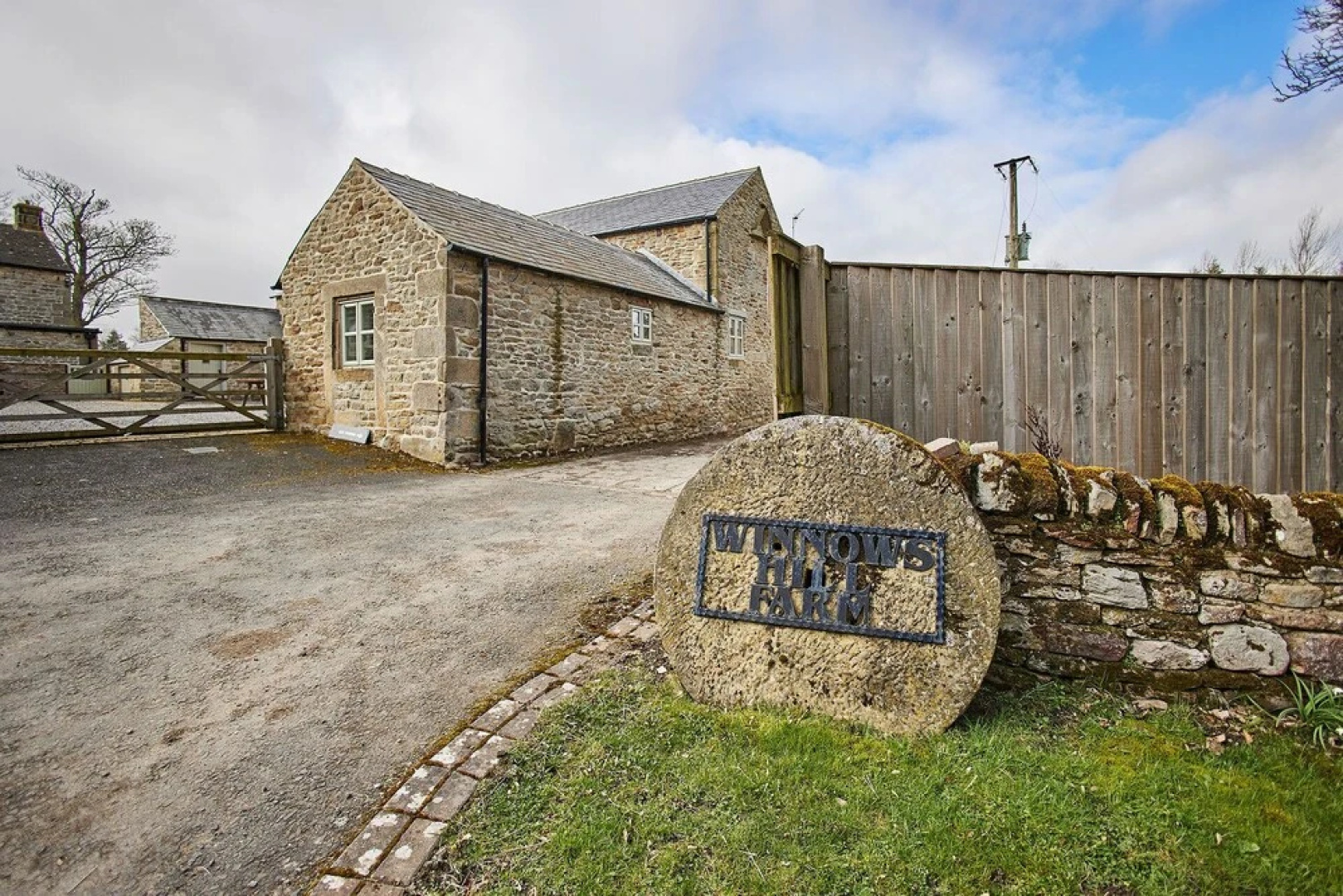 Host Stay Mill