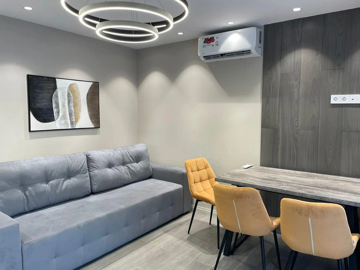 Море тут на улице Львовская