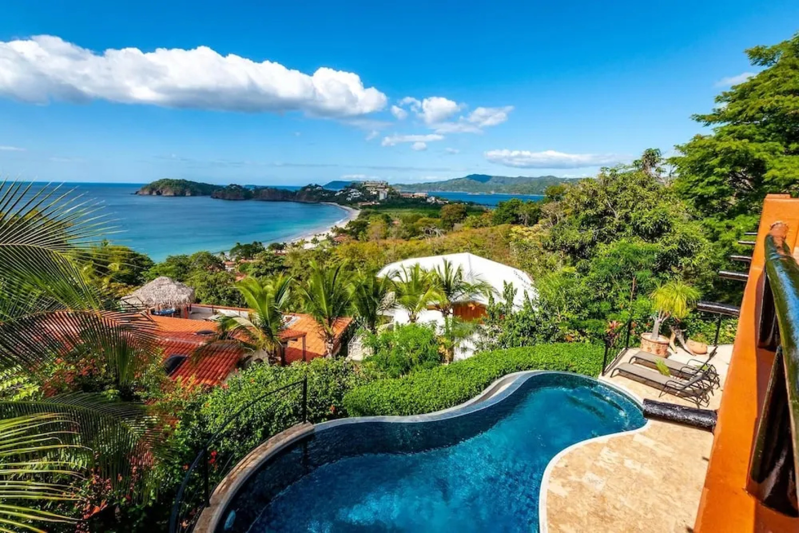 3-bedroom villa with pool - party deck and sweeping ocean views