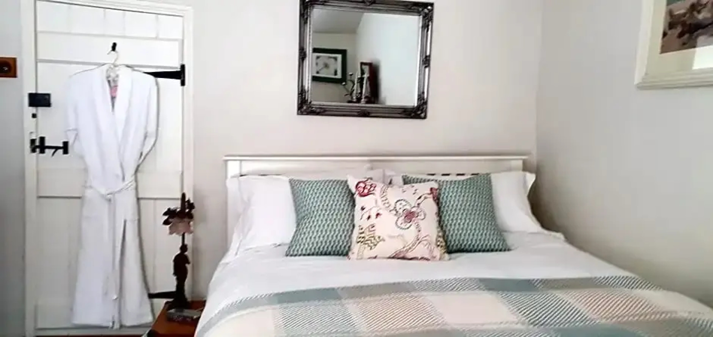 Tracebridge Cottage B&B