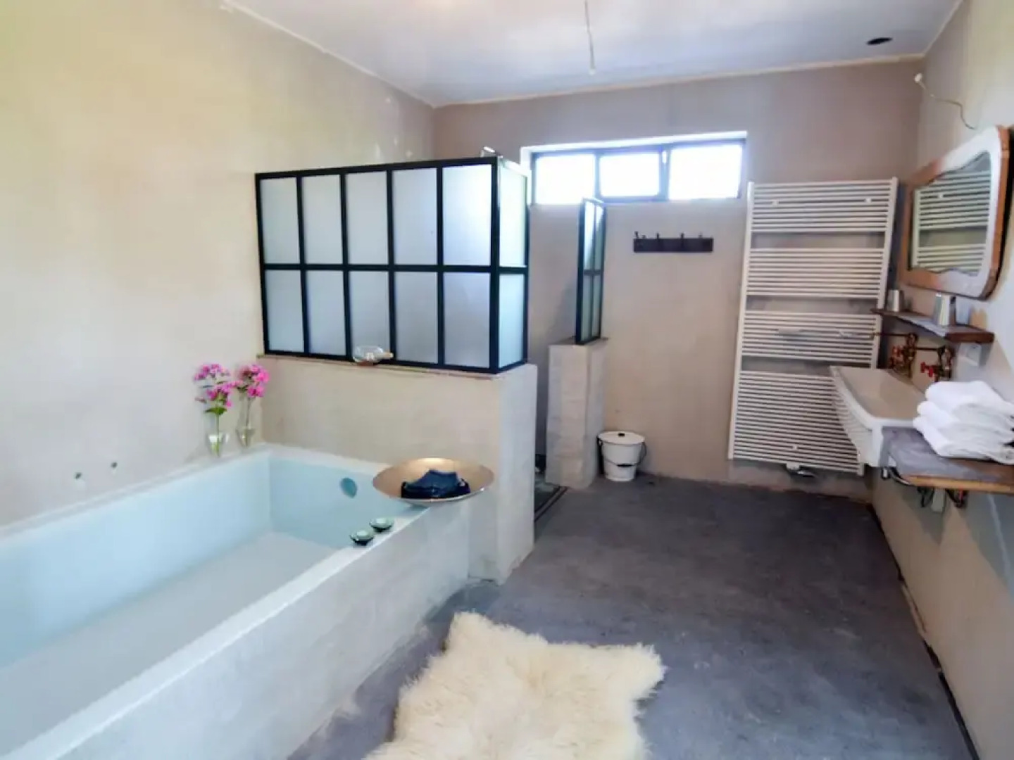 Magnificent Holiday Home in Arendonk With Terrace, Garden