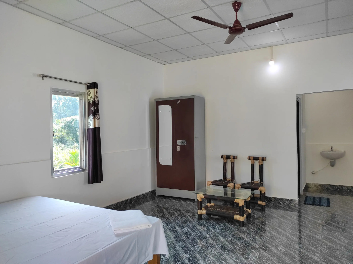 Homocation Falcon Jungle Resort