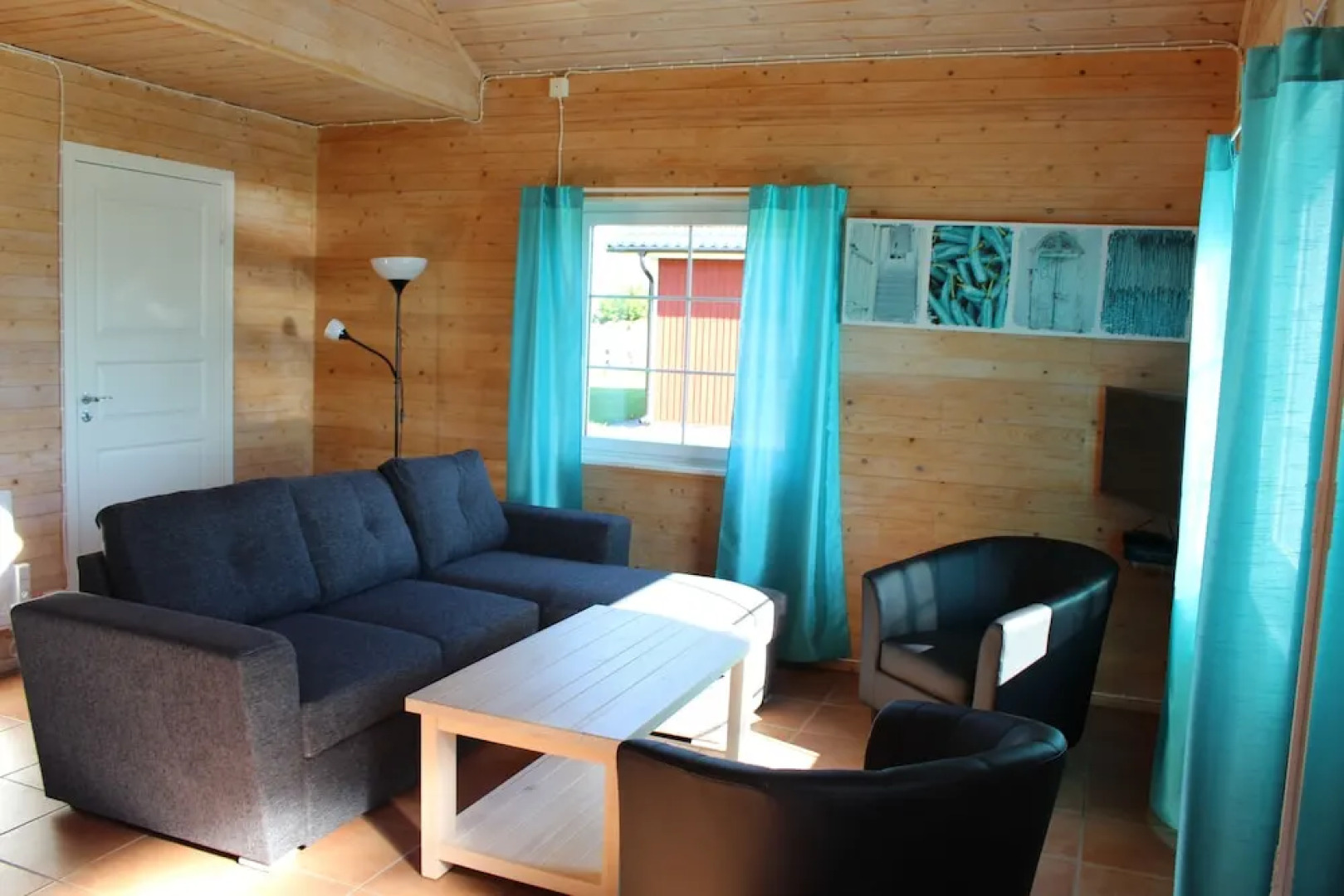 Semesterbyn Kåranäs