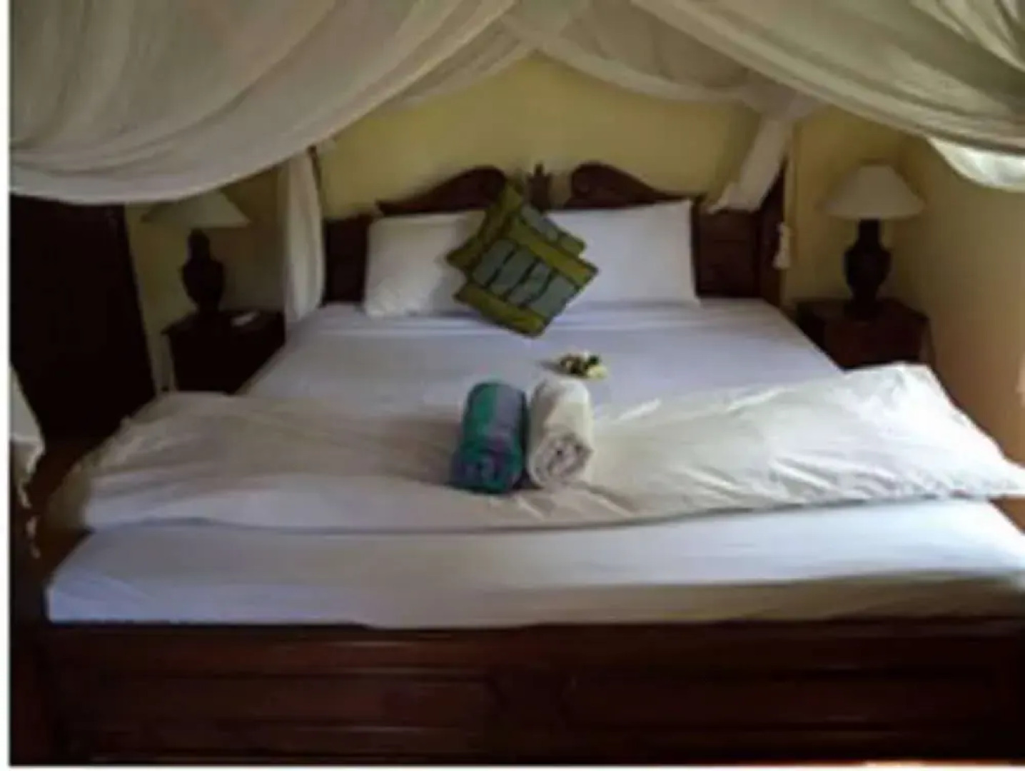 Deddys Beach Bungalows