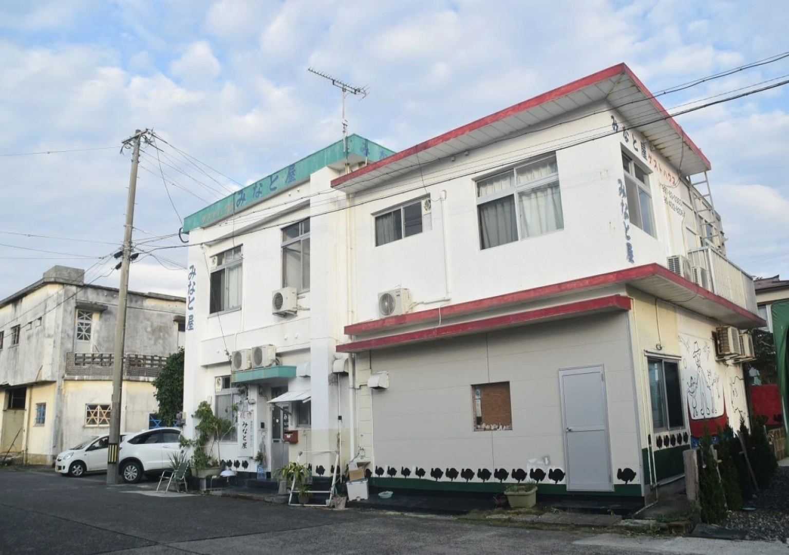 Tokunoshima Guest House Minatoya