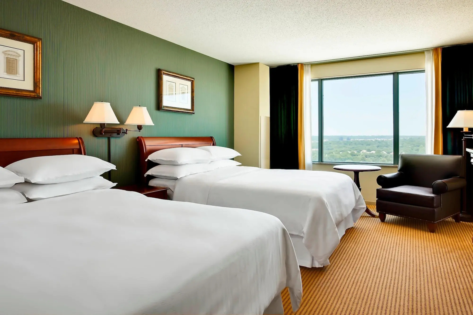 Sheraton Overland Park Hotel at the Convention Center