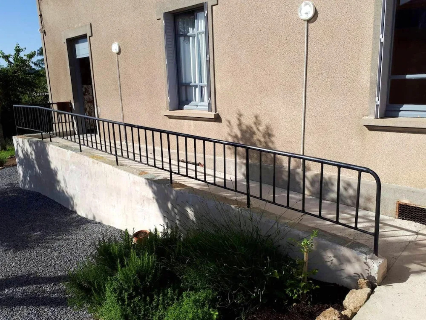 Apartment With 3 Bedrooms in Crocq, With Enclosed Garden and Wifi - 60 km From the Slopes