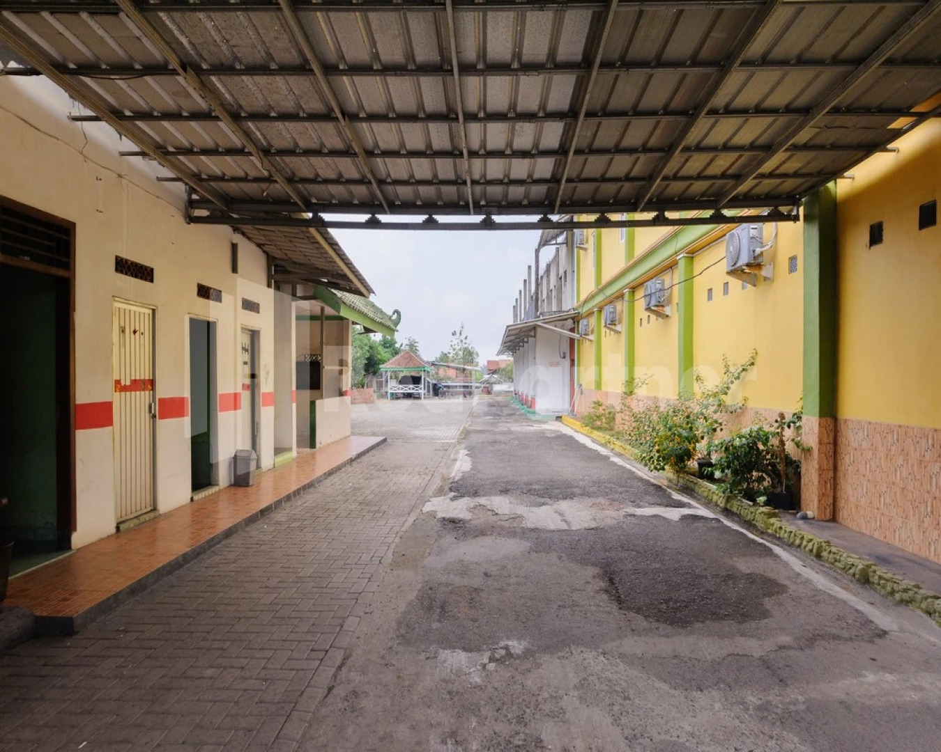 Homestay Hj Suharti Natar Lampung RedPartner