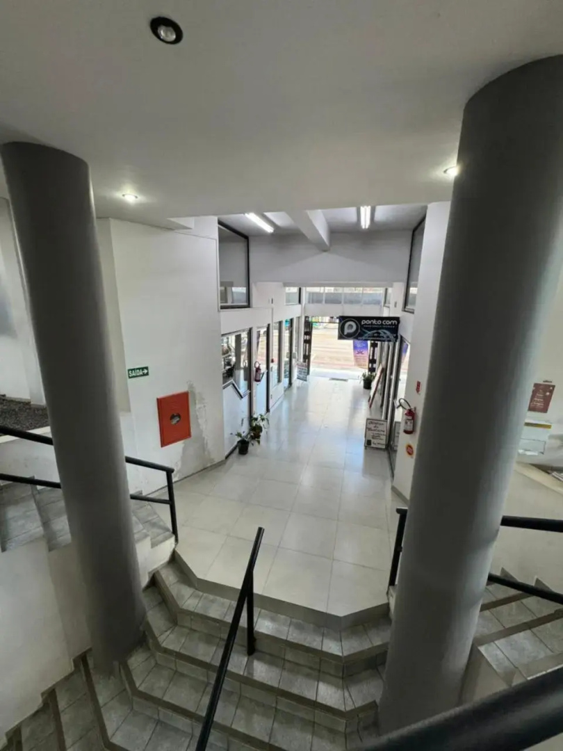 Apto na avenida de PIRATUBA, próximo ao balneário