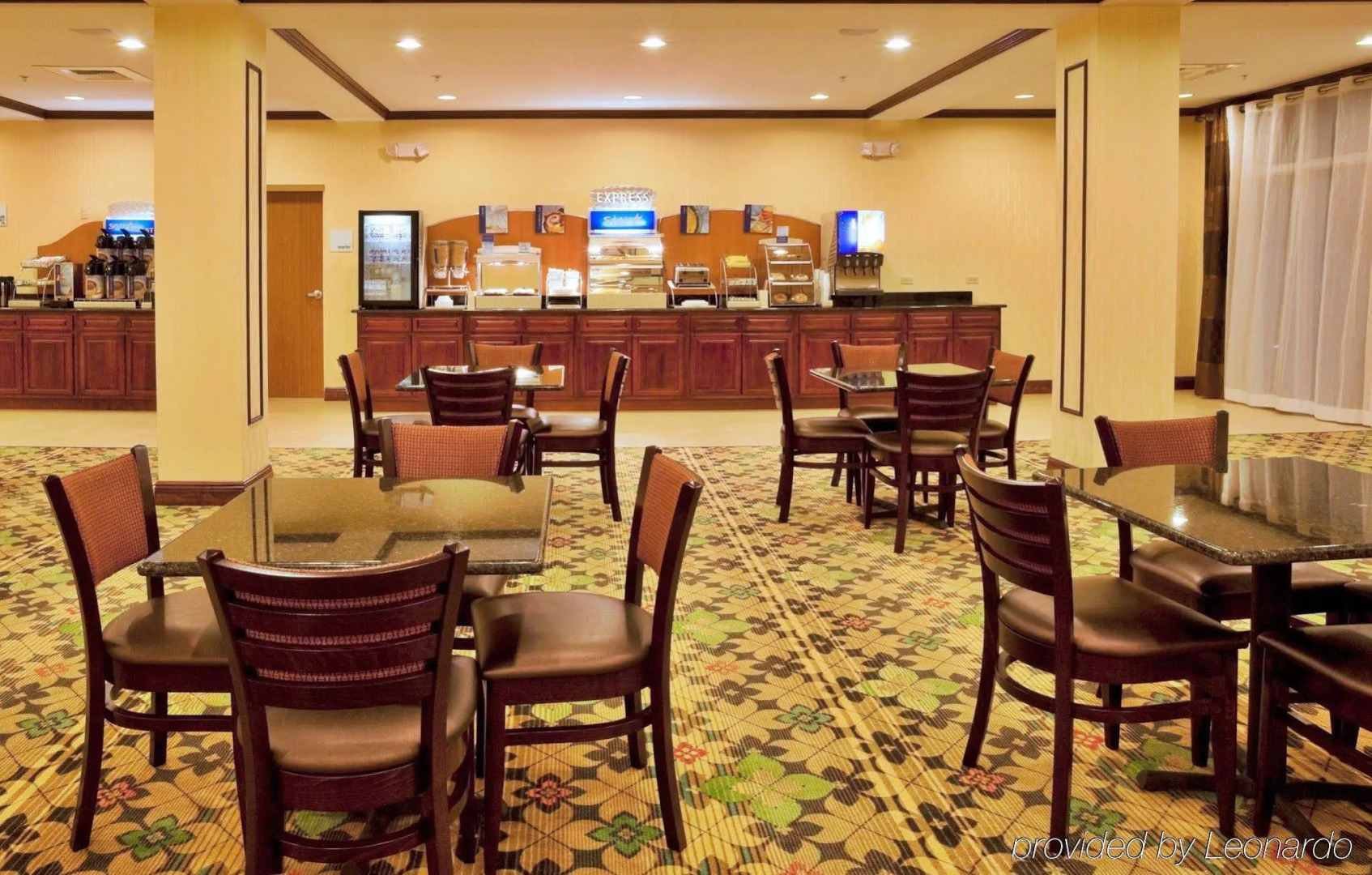 Holiday Inn Express & Suites Palm Bay by IHG