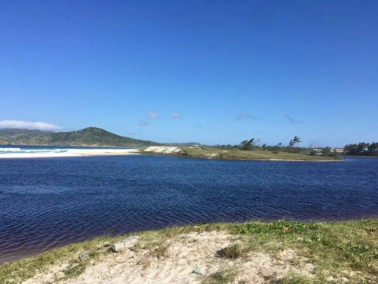 Casa do Beiral Azul: •5 Qts •Pé na areia •Piscina