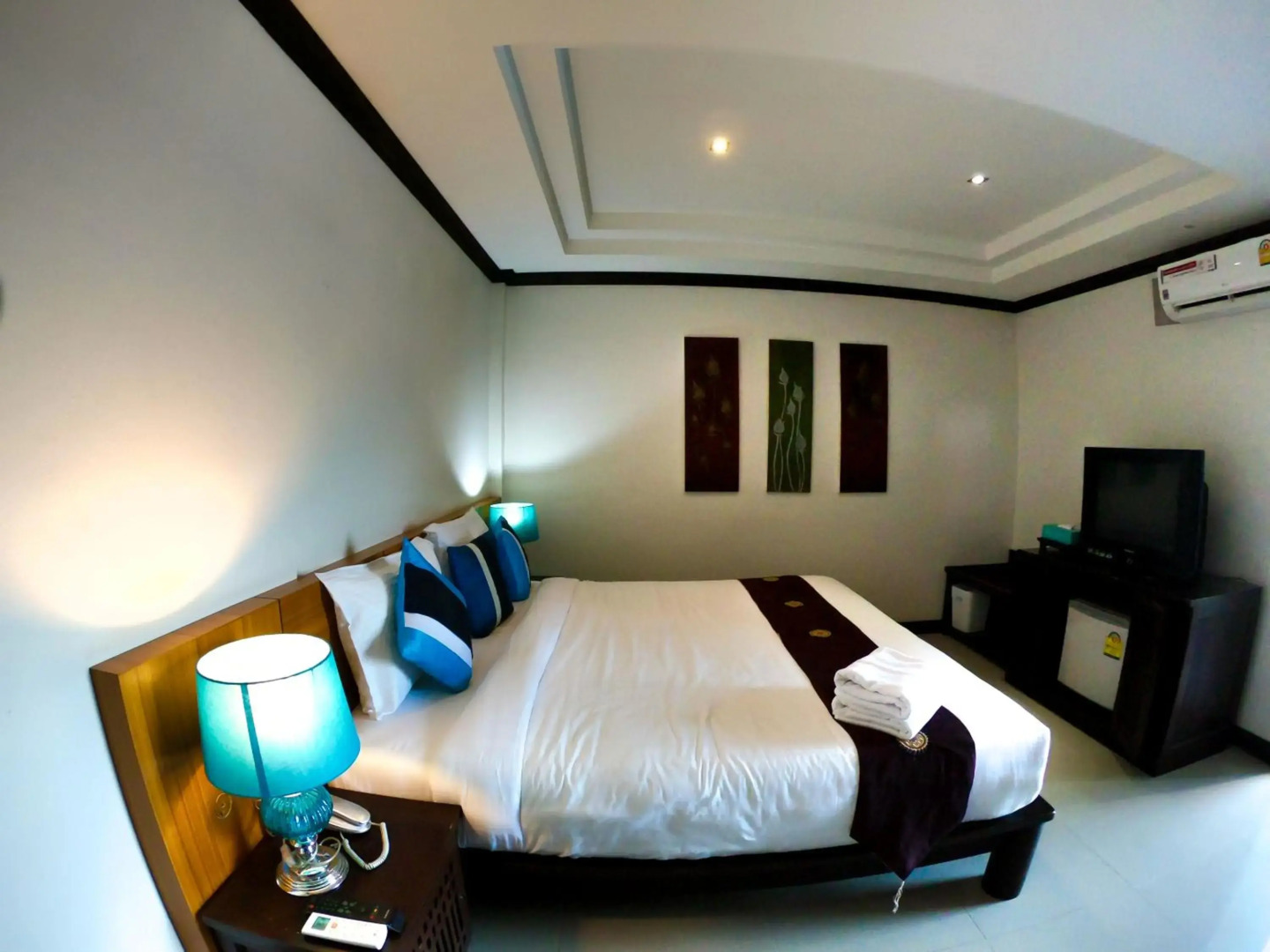 Queen Boutique Hotel