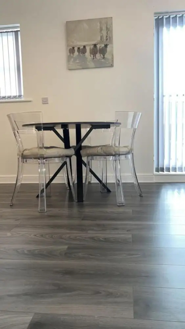 Beautiful 1-bed Apartment in Tipton