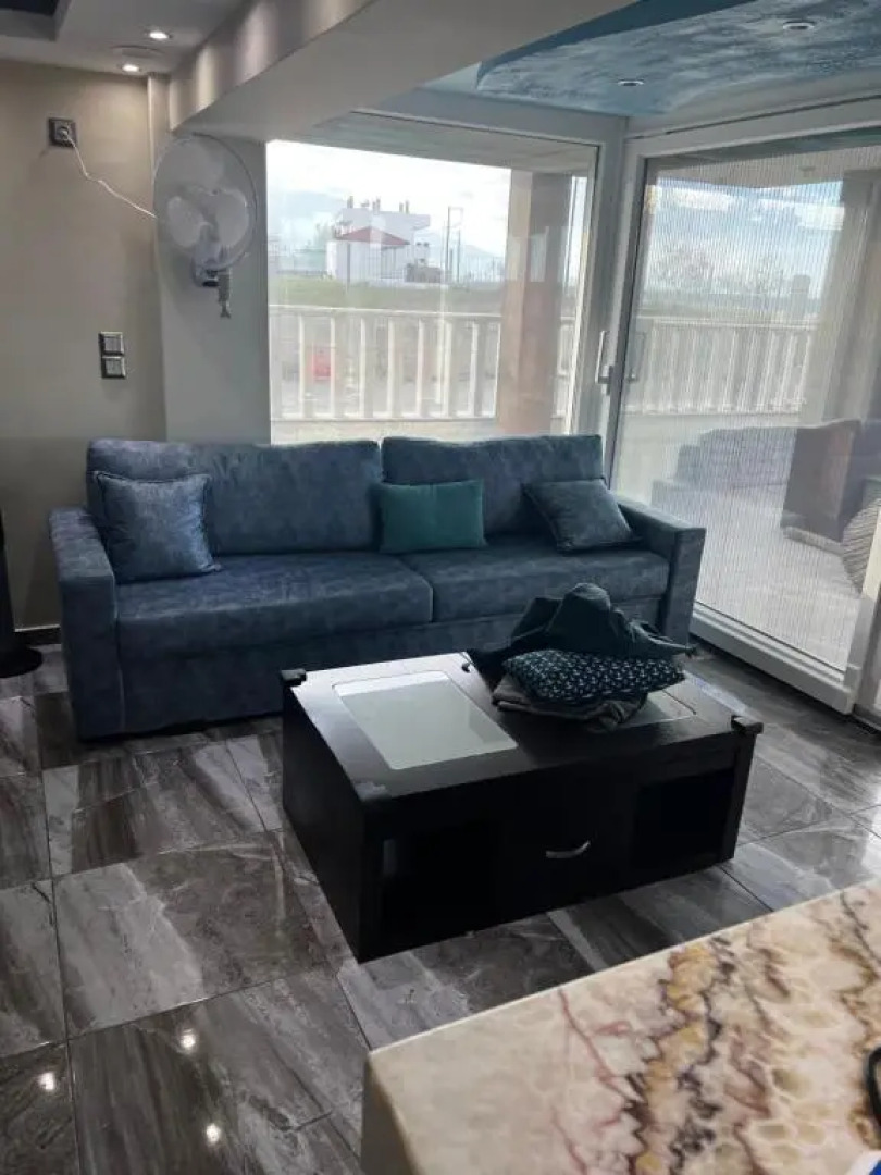 Πολυτελείς διαμερισμα 5 μέτρα από την θάλασσα 6 ατομων