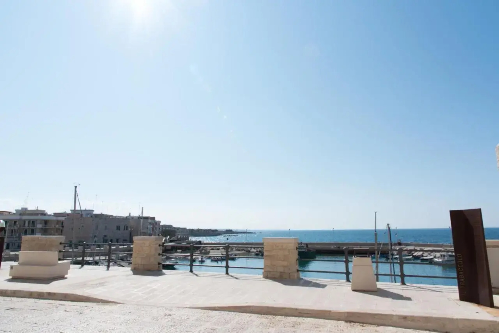 Piazza Duomo - Medieval Puglia's House