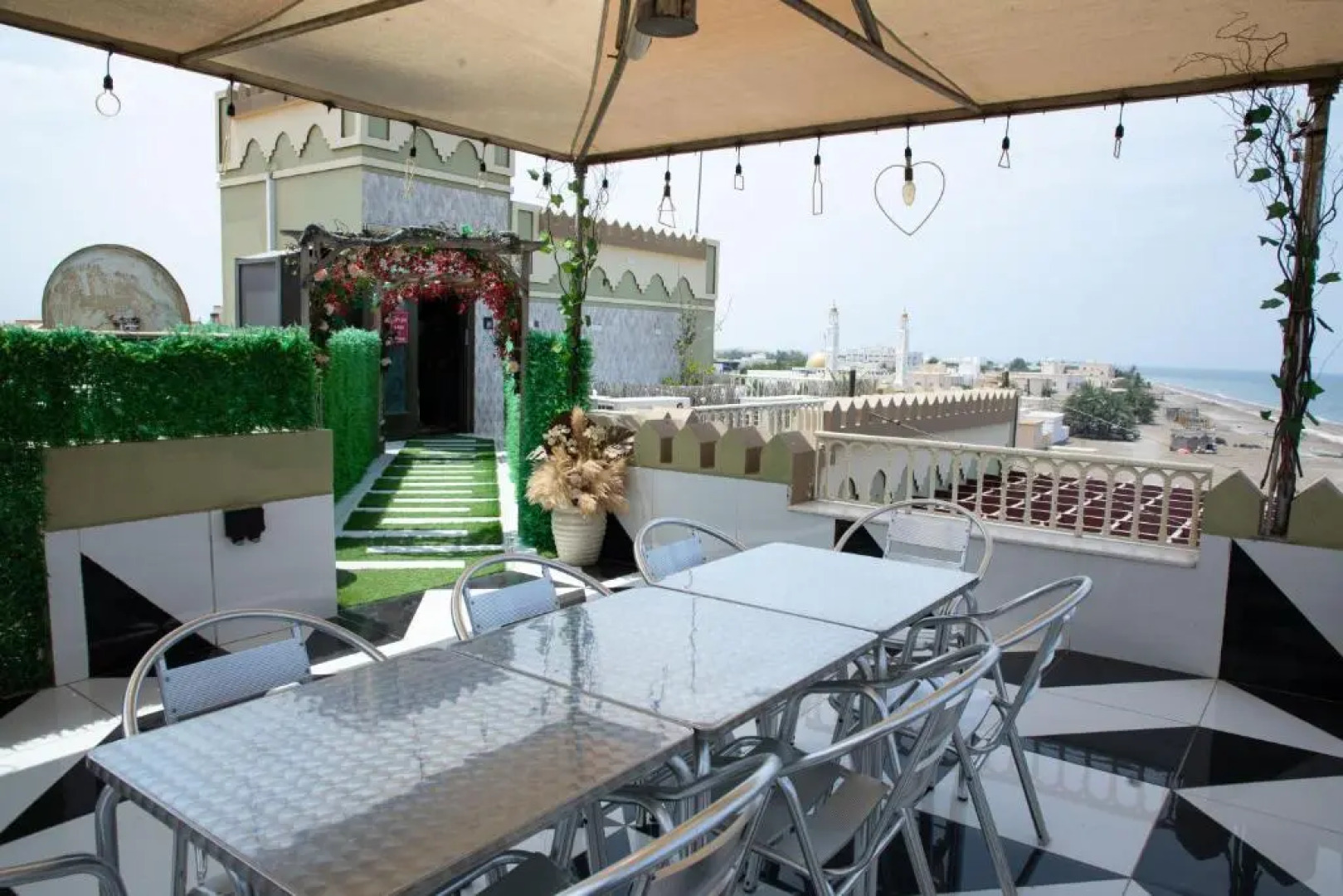 Nhar Accommodation House