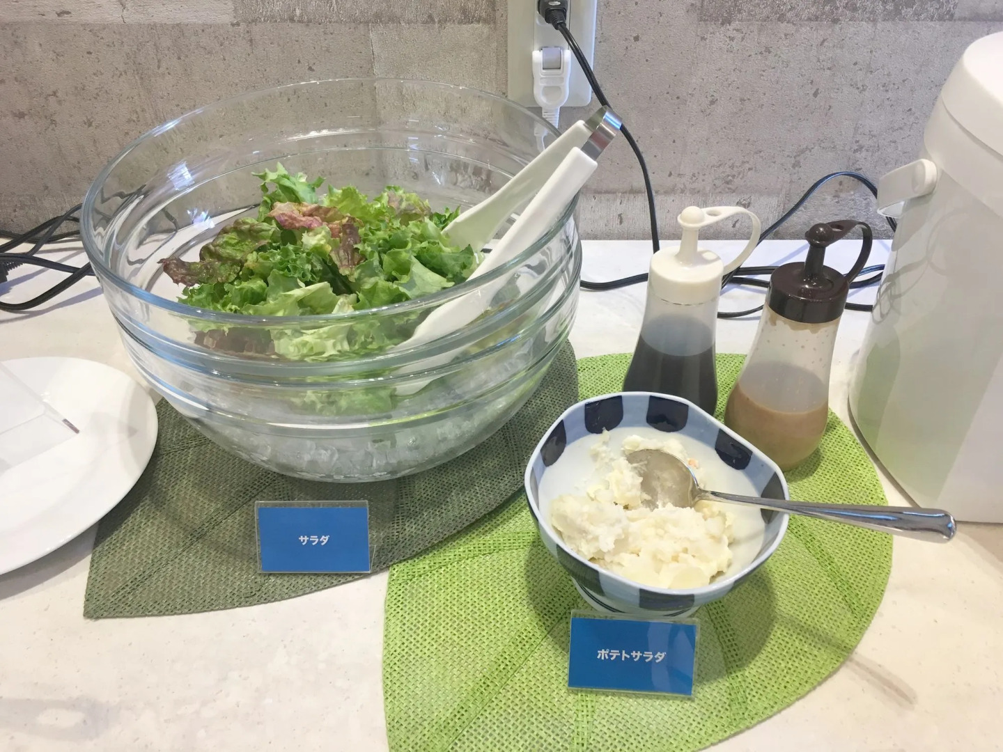 Hiroshima Peace Hotel - Hostel