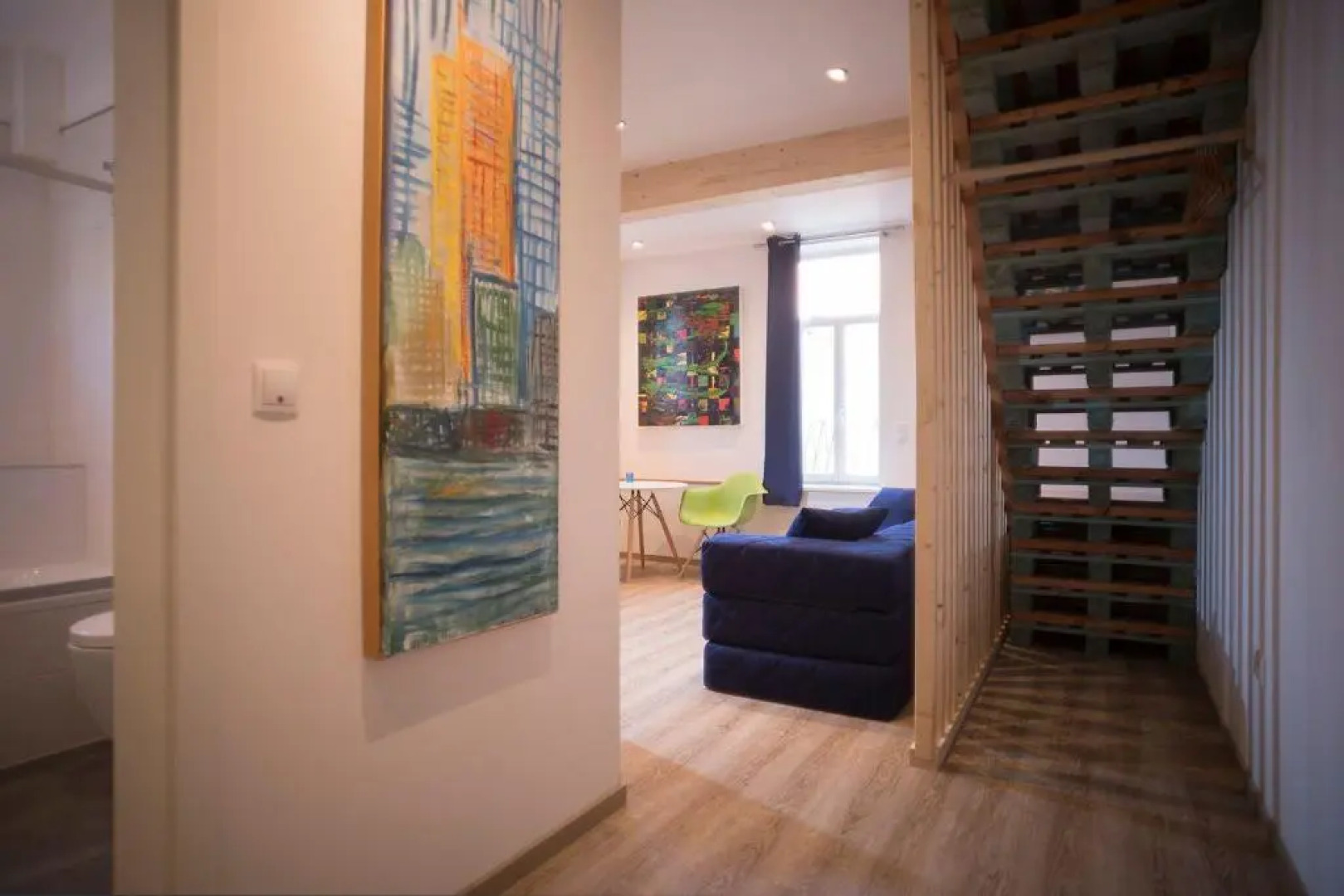 Der-einstige-TAUBENSCHLAG-in-der-Hofstallung-2-geschossiges-Deluxe-Maisonette-Apartment