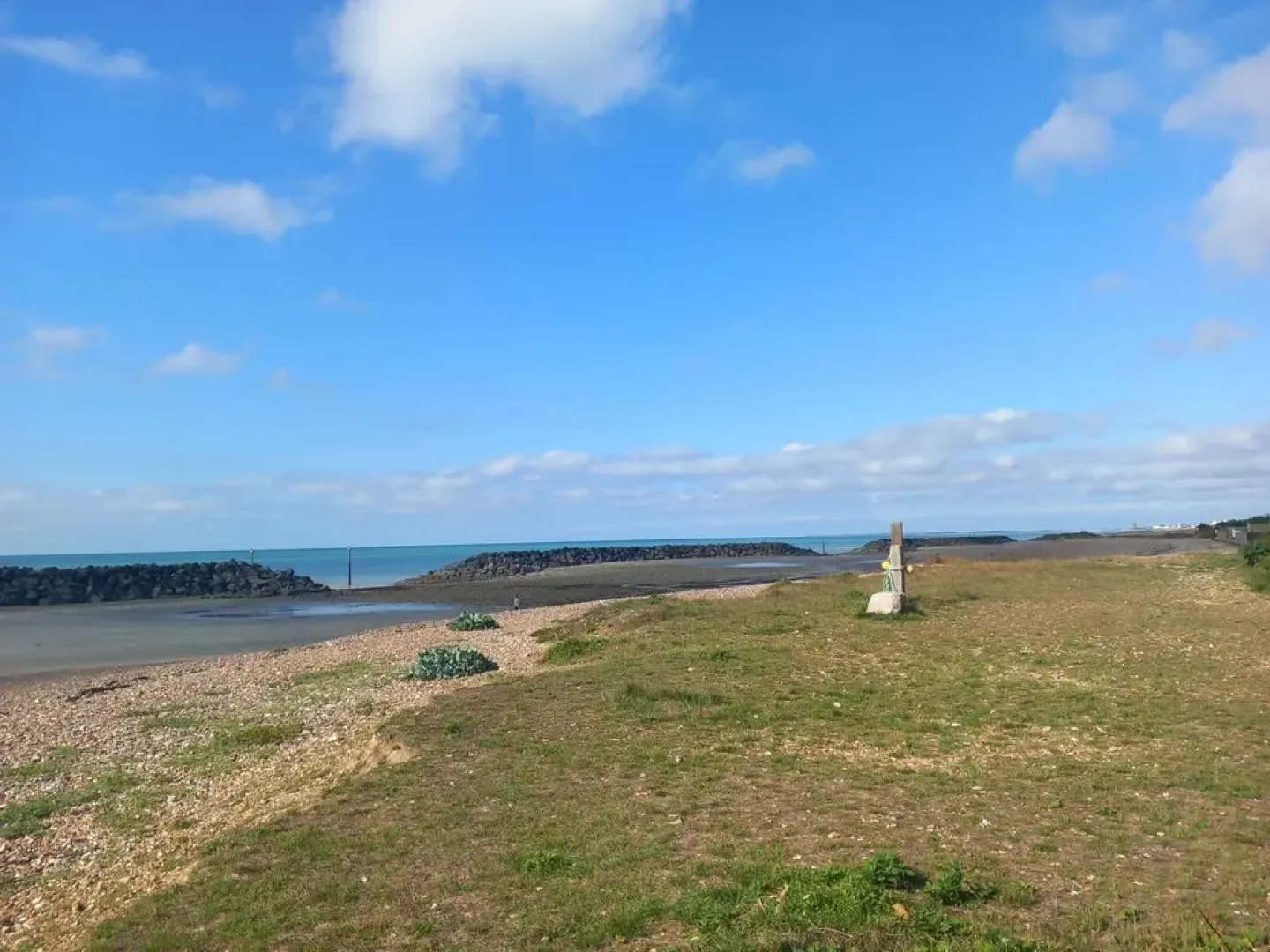 Remarkable Seaside Apartment - Sleeps 4