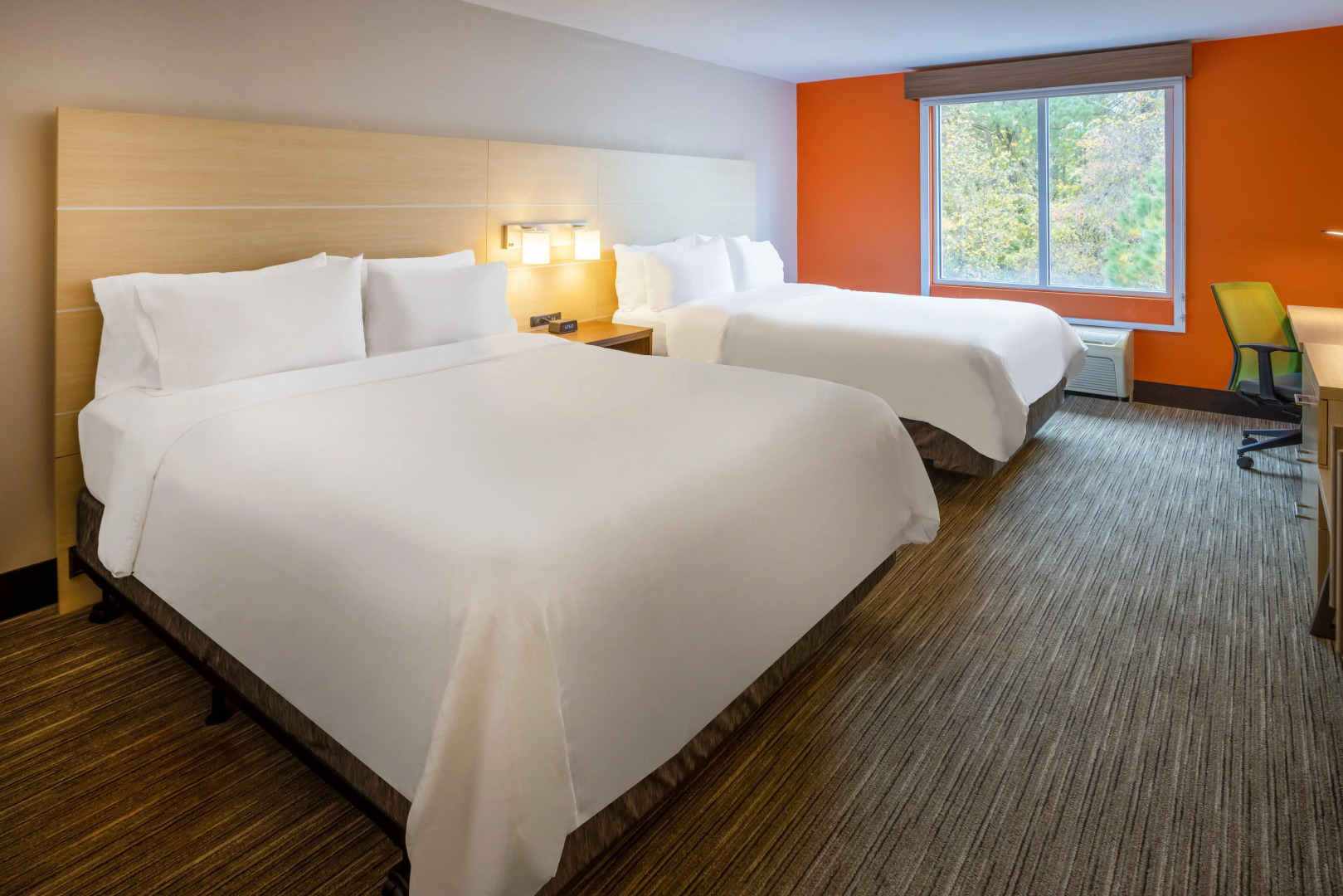 Holiday Inn Express Hotel & Suites Salisbury - Delmar by IHG
