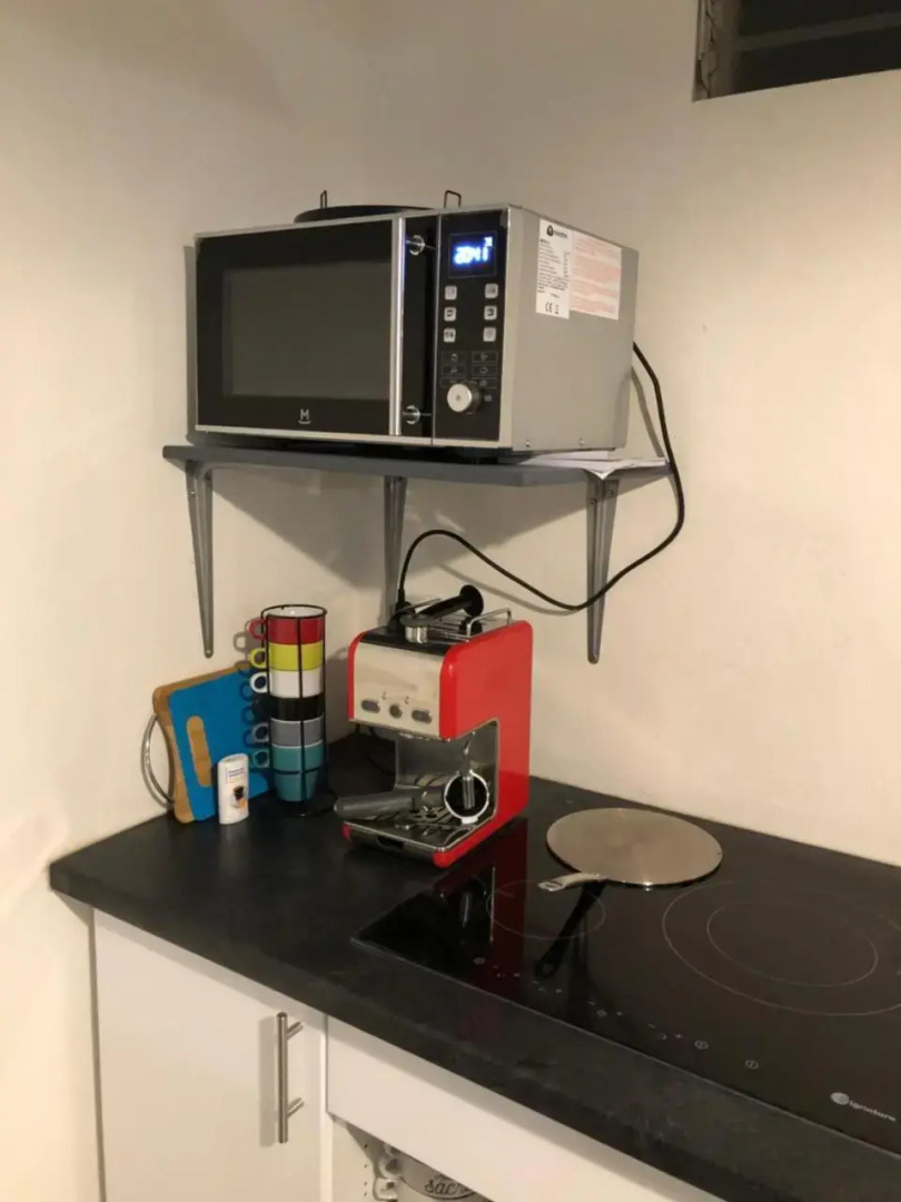 Belcourt1-lit queen size