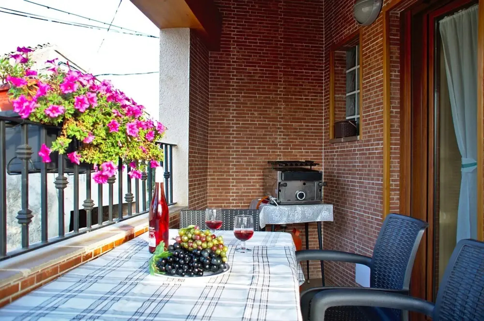 casa oliva la bodegueta