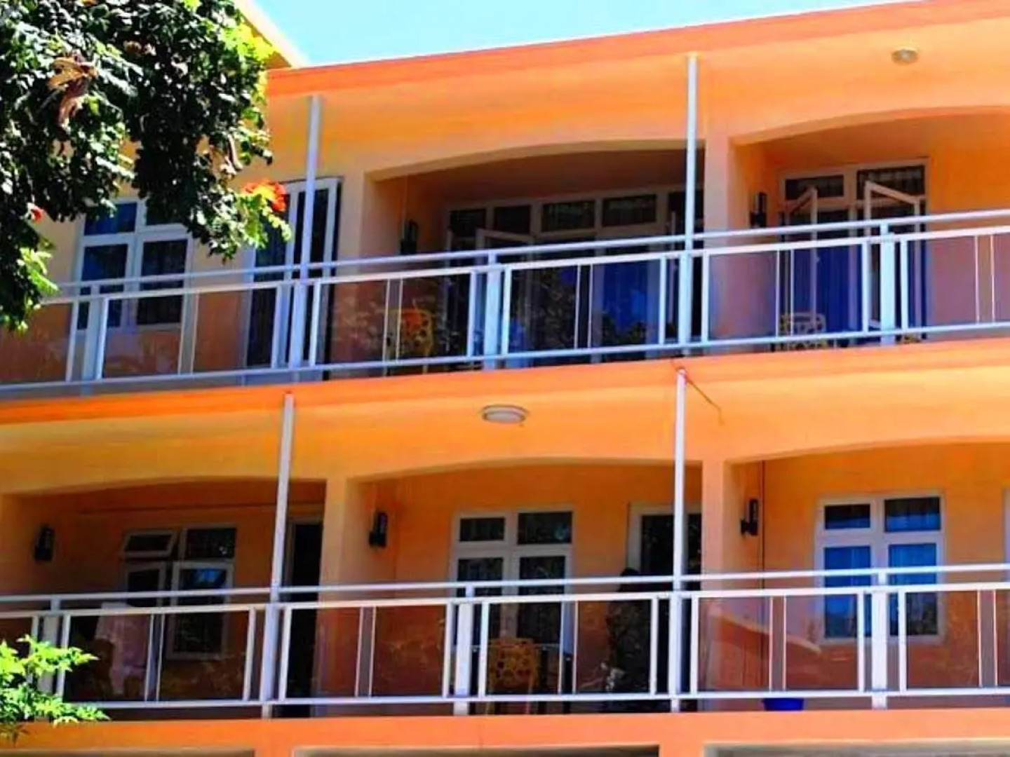 Bano Beach Residence