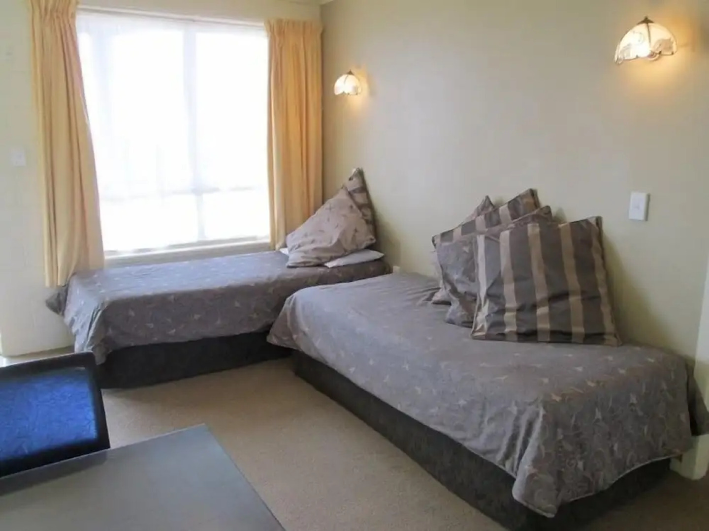 Shortland Court Motel