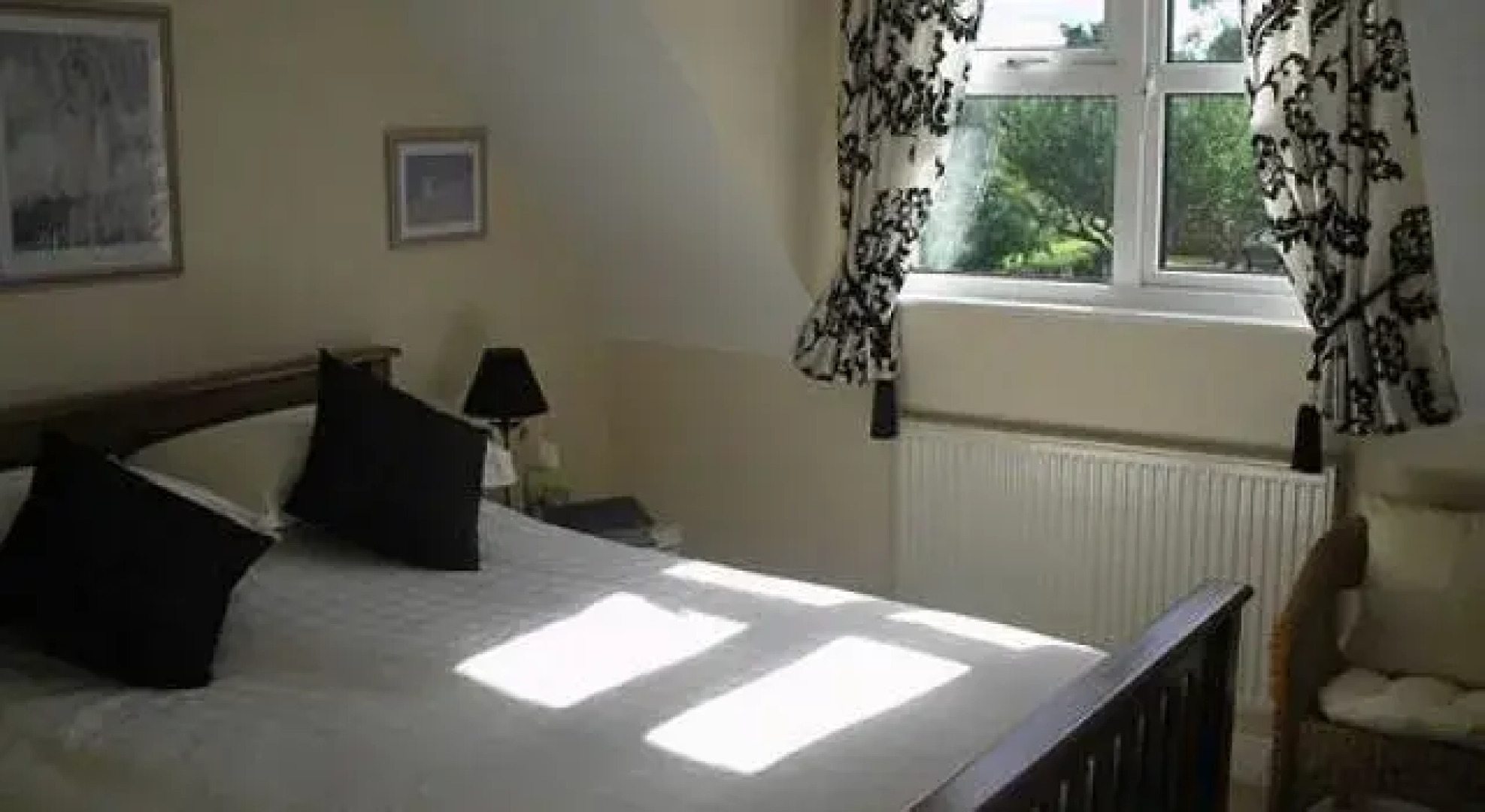 Roseville Bed & Breakfast