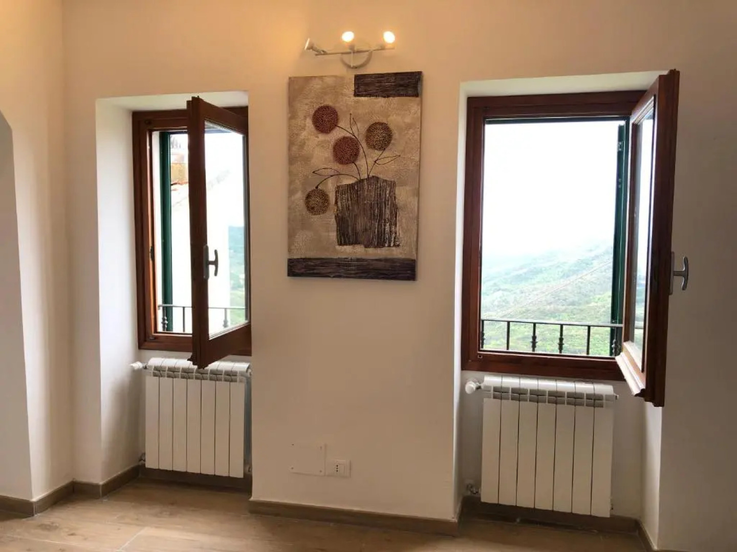 Casa indipendente su due livelli in Liguria-vista mare 6-7 Posti