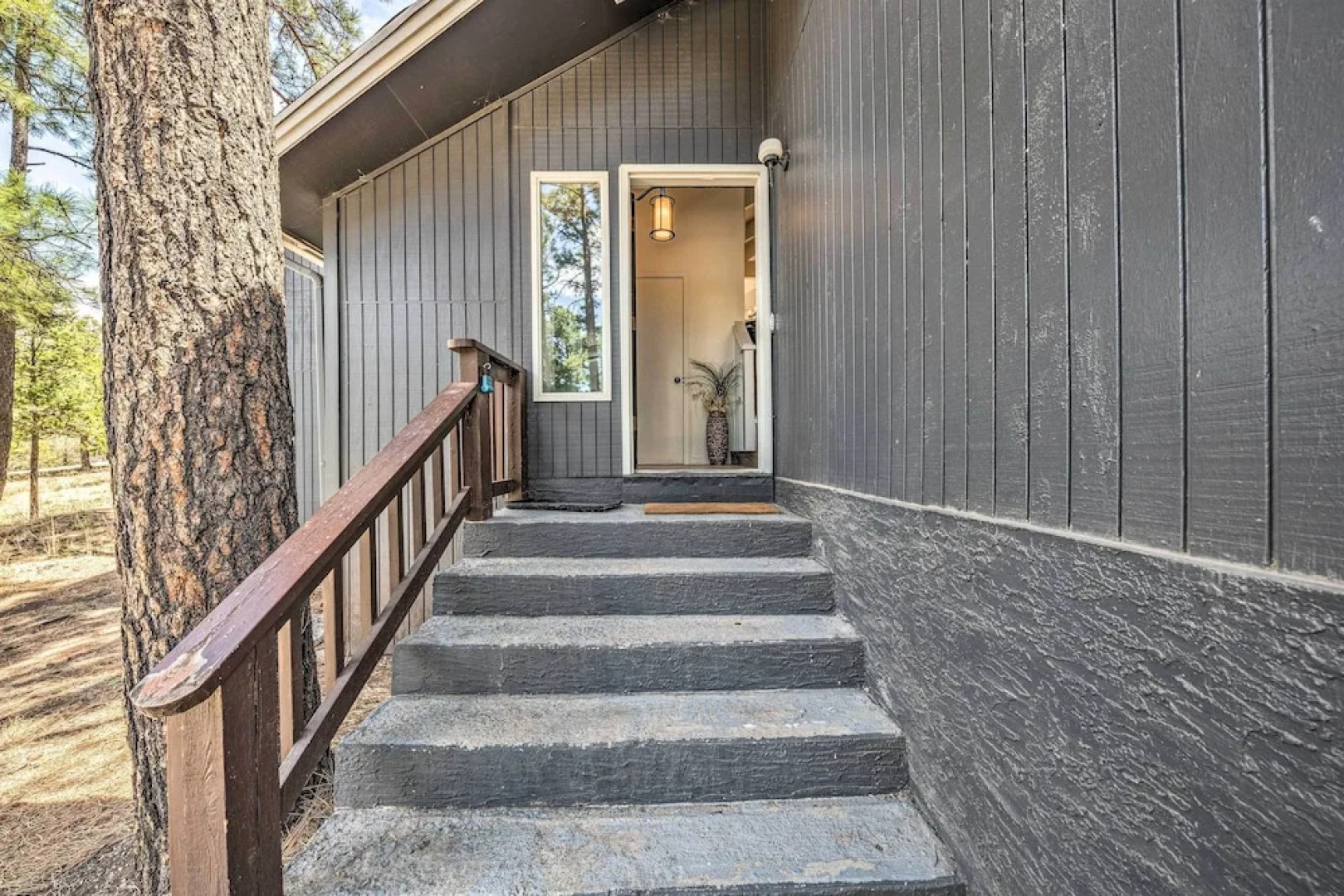 Unique & Modern Alto Home w/ Private Hot Tub!