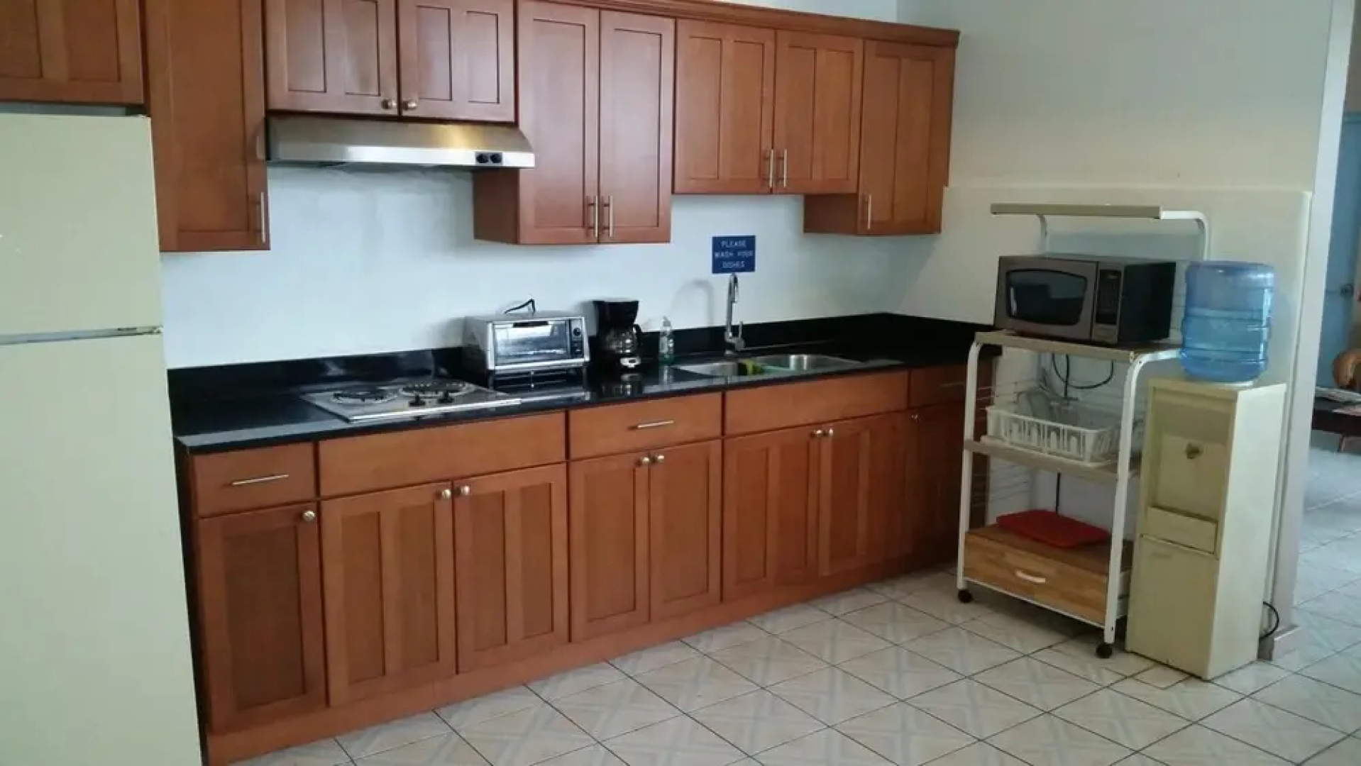 Borinquen Beach Inn