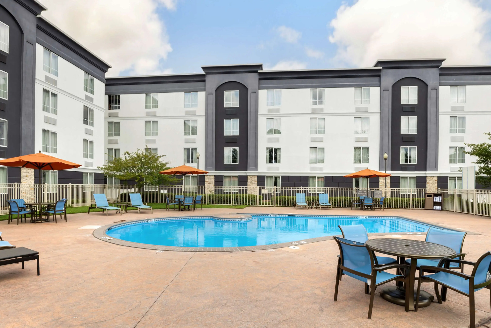 Best Western Premier Richmond City Gateway