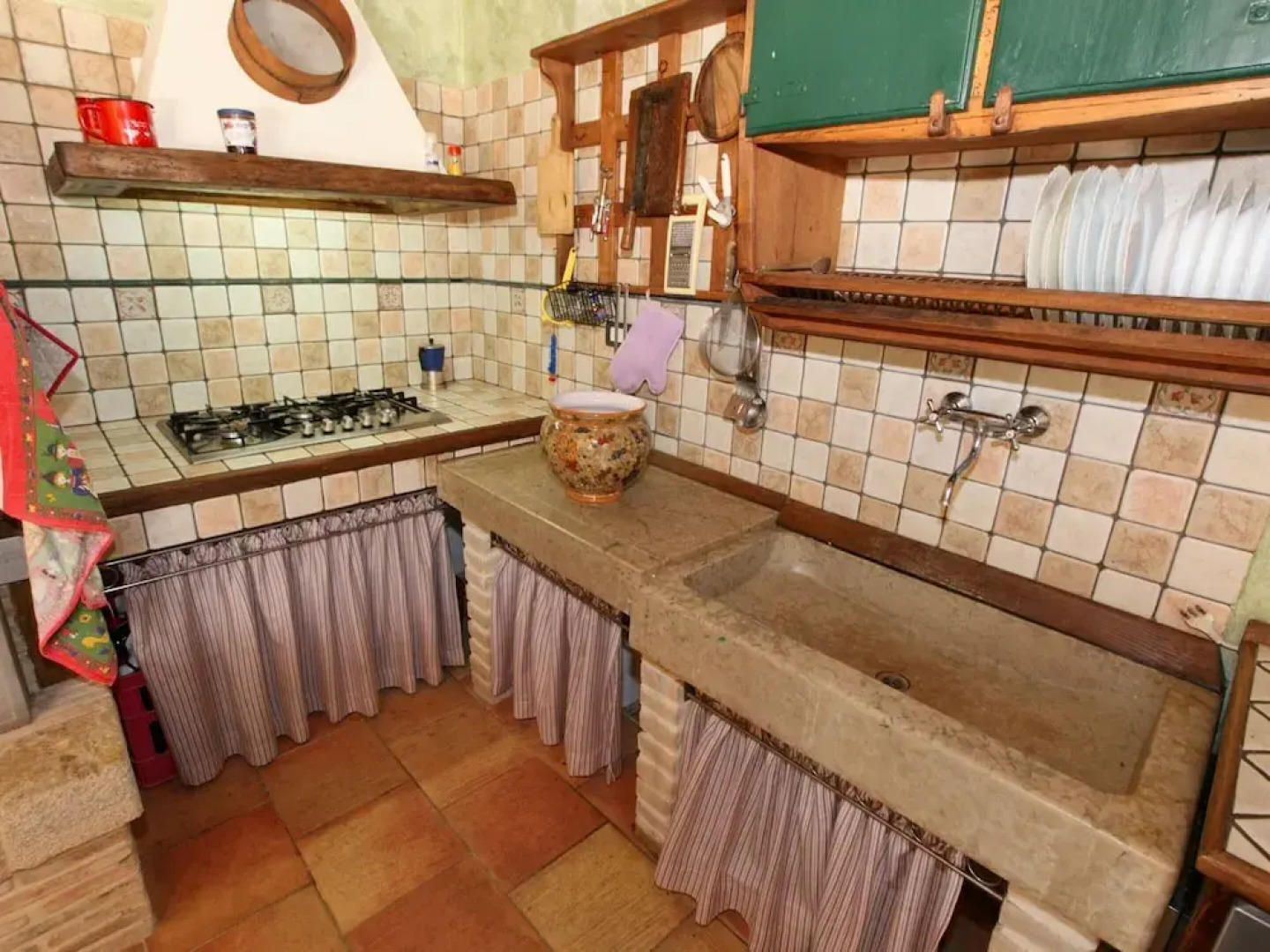 Large Holiday Home in Cagli With Pool