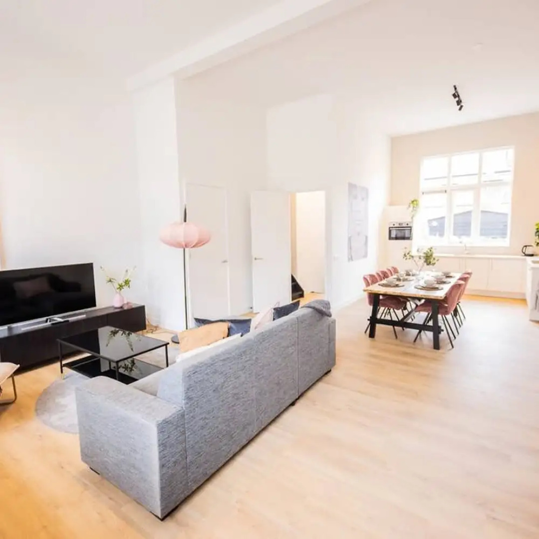 Serviced 3BR Apartment in Utrecht