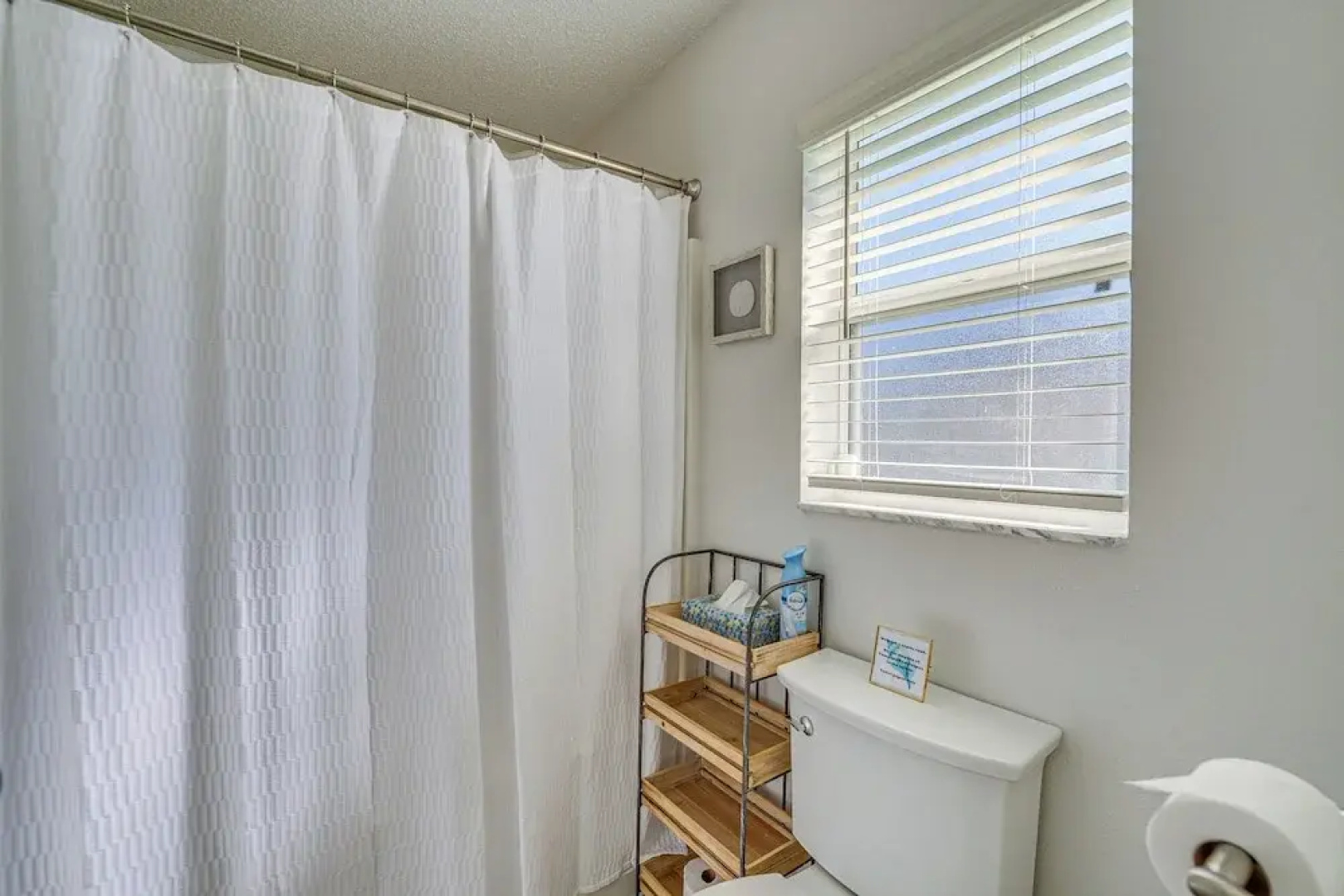 Citrus Springs Retreat w/ Grill & Screened Porch!